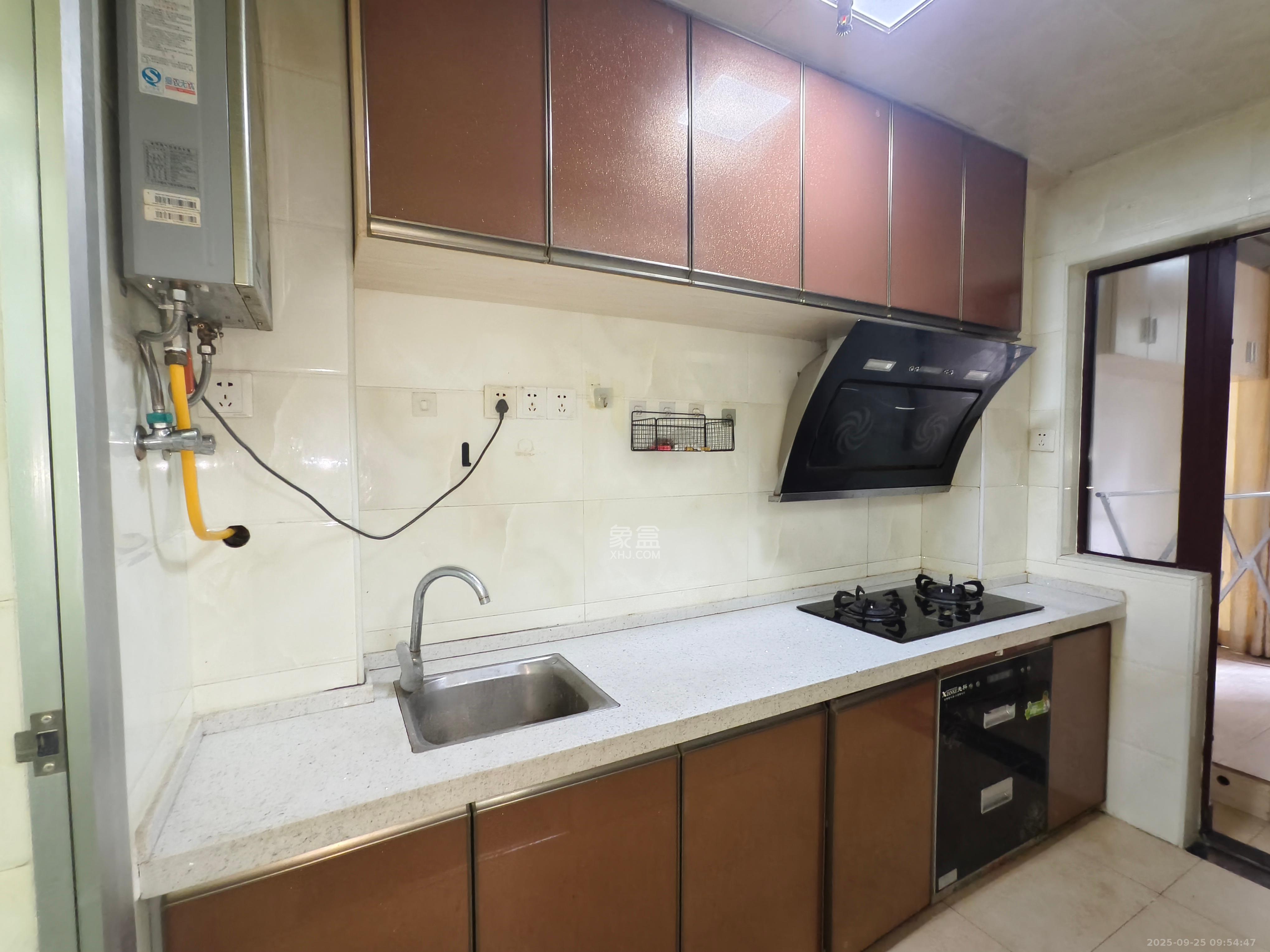 圆梦康乐城 1室1厅1卫 1000.0元/月 圆梦康乐城 1室1厅1卫 1000.0元/月室内图