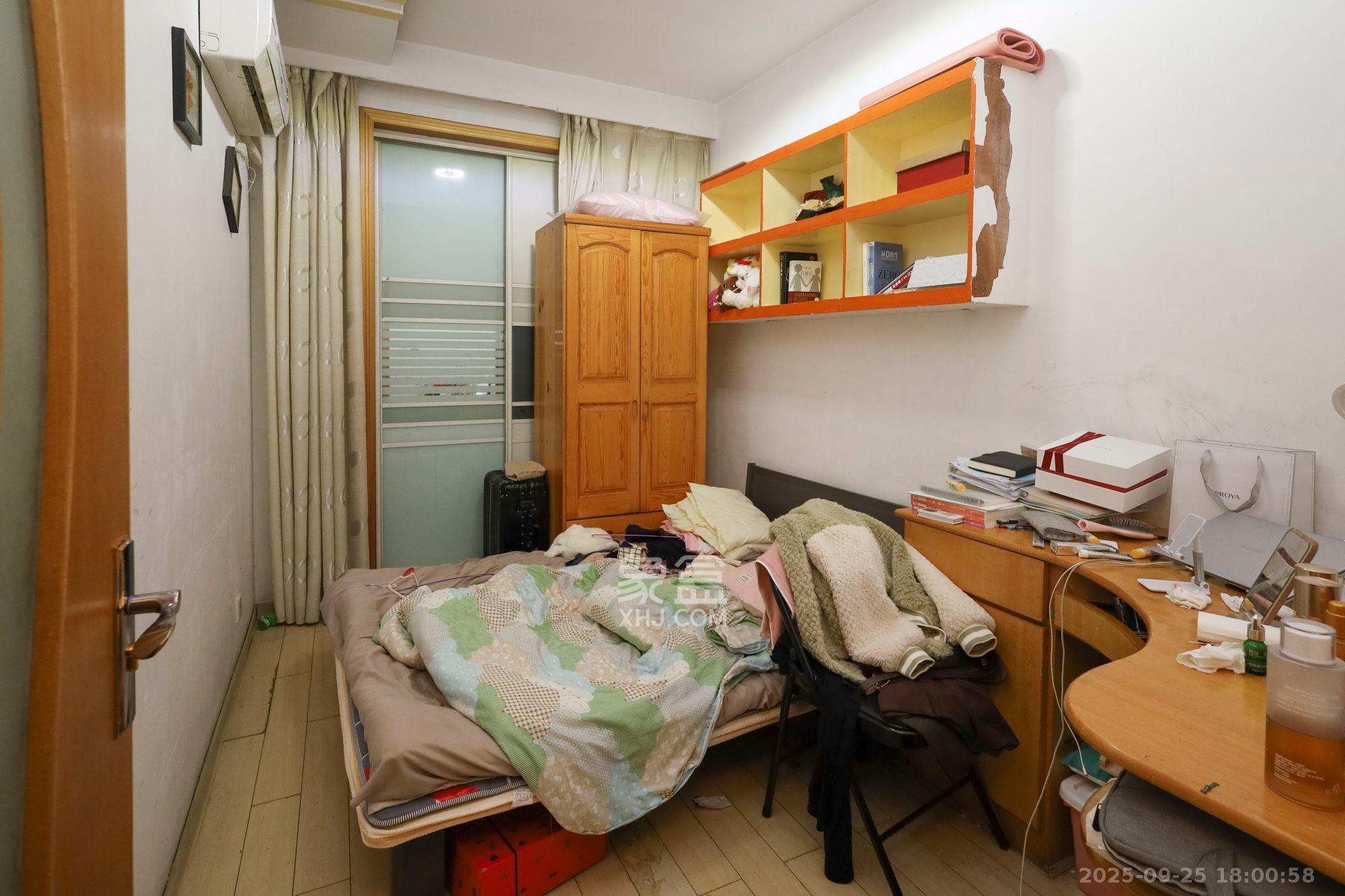 枫林绿洲 3室2厅2卫 2500.0元/月 枫林绿洲 3室2厅2卫 2500.0元/月室内图