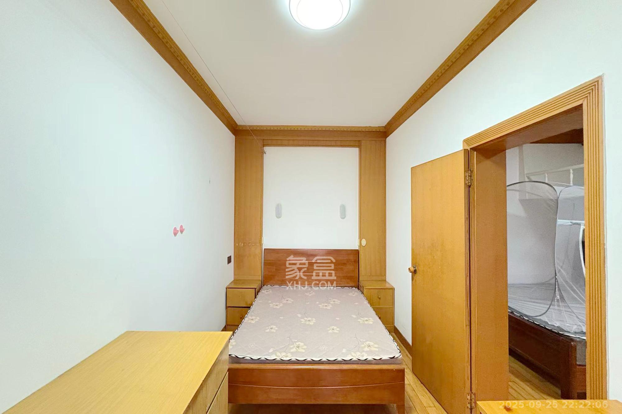 省政府五所  2室1厅1卫    58.0万卧室