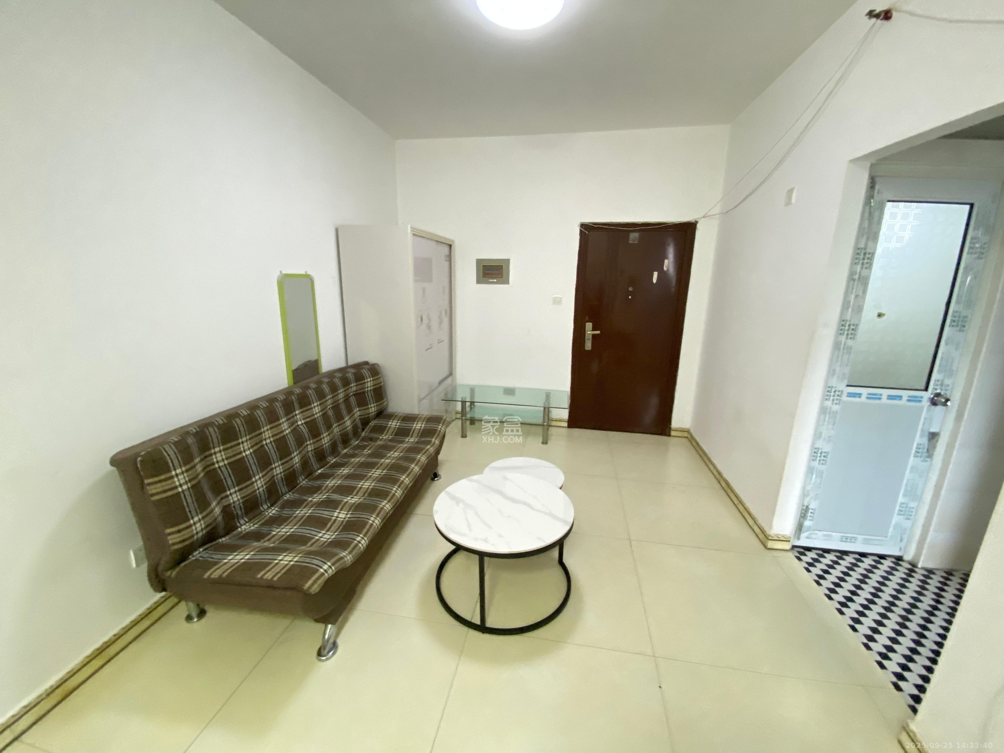 中远公馆  1室1厅1卫    1300.0元/月室内图