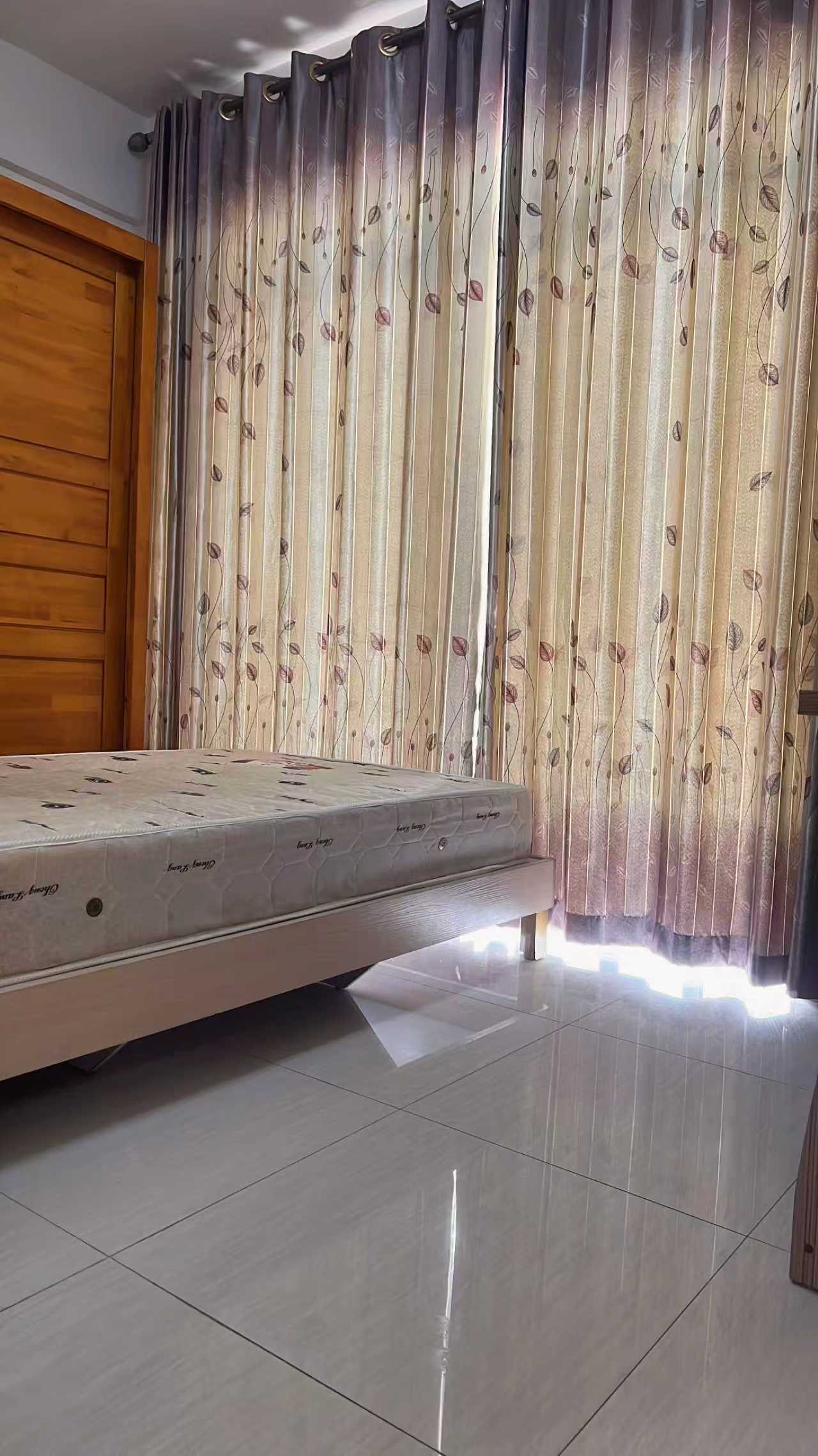 玉龙湾 2室1厅1卫 2200.0元/月 玉龙湾 2室1厅1卫 2200.0元/月室内图