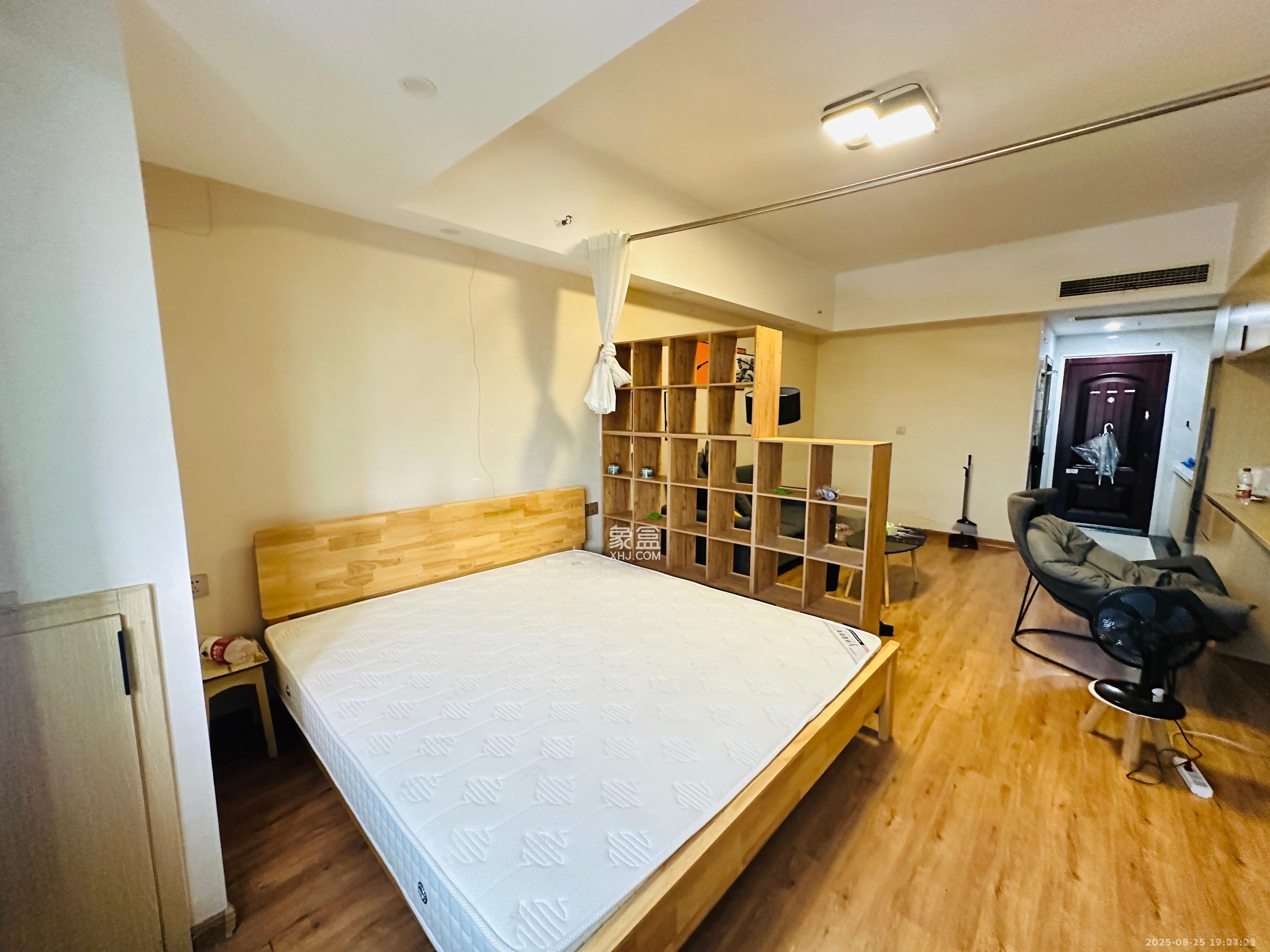 佳程C+公寓 1室1厅1卫 1700.0元/月 佳程C+公寓 1室1厅1卫 1700.0元/月室内图