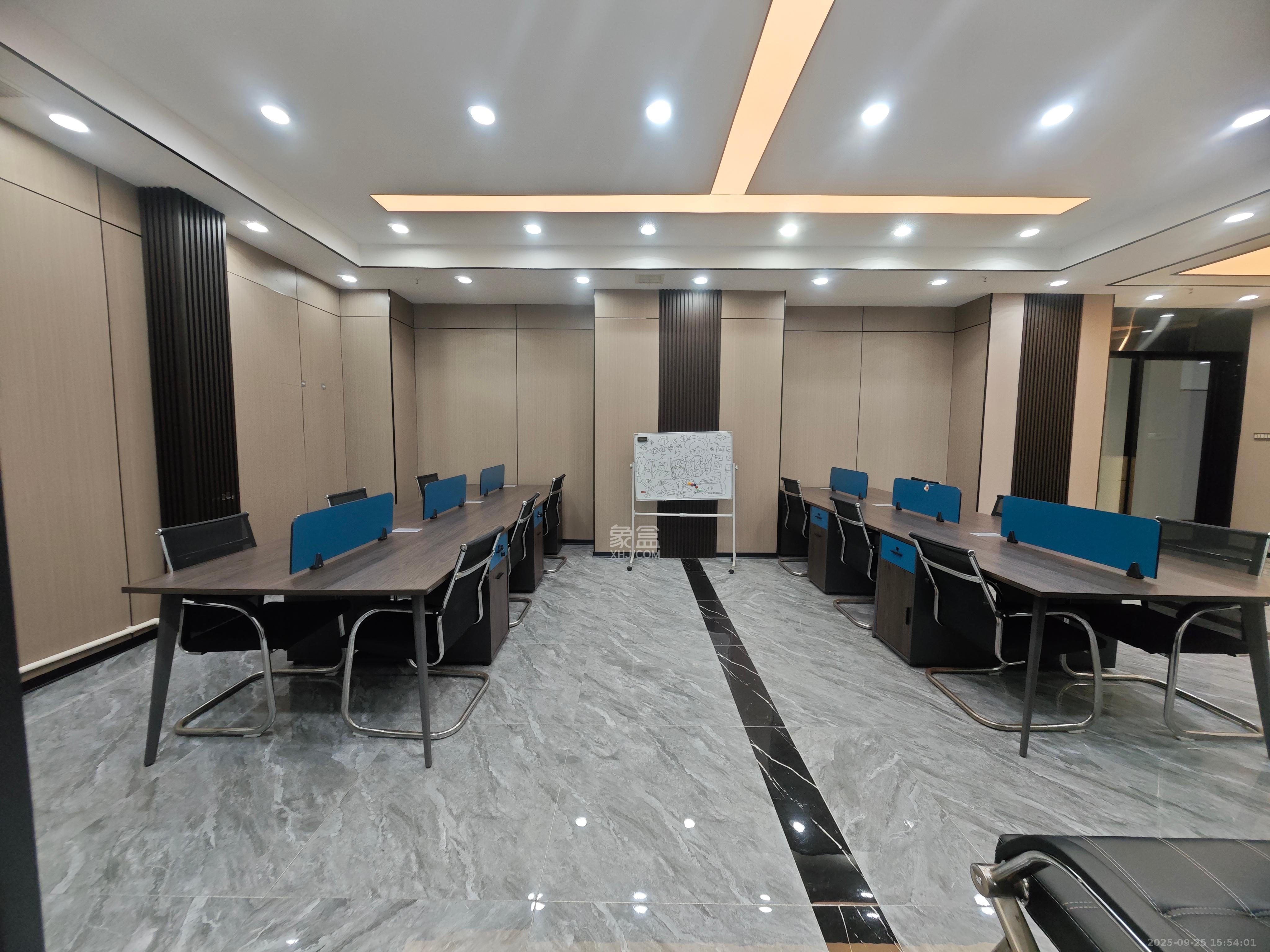 华润置地广场二期 1室0厅0卫 8000.0元/月 华润置地广场二期 1室0厅0卫 8000.0元/月室内图