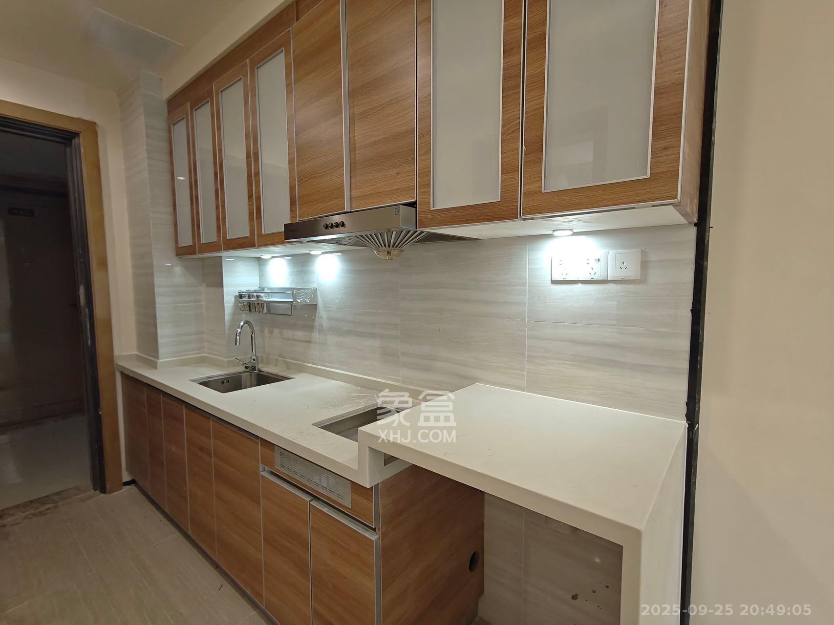 恒大清澜苑(恒大御景半岛四期) 1室1厅1卫 1500.0元/月 恒大清澜苑(恒大御景半岛四期) 1室1厅1卫 1500.0元/月室内图