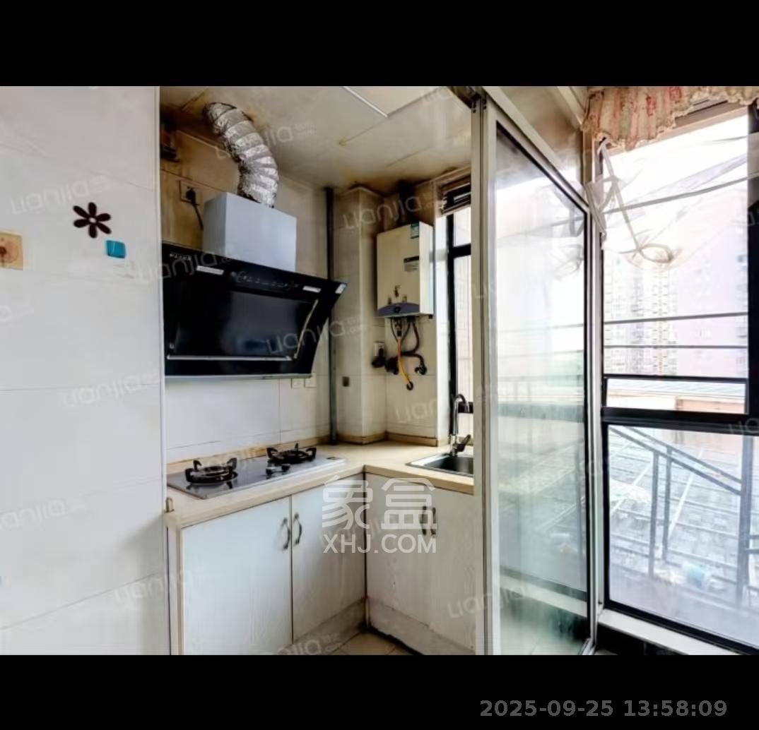 山水湾  1室1厅1卫    1100.0元/月室内图