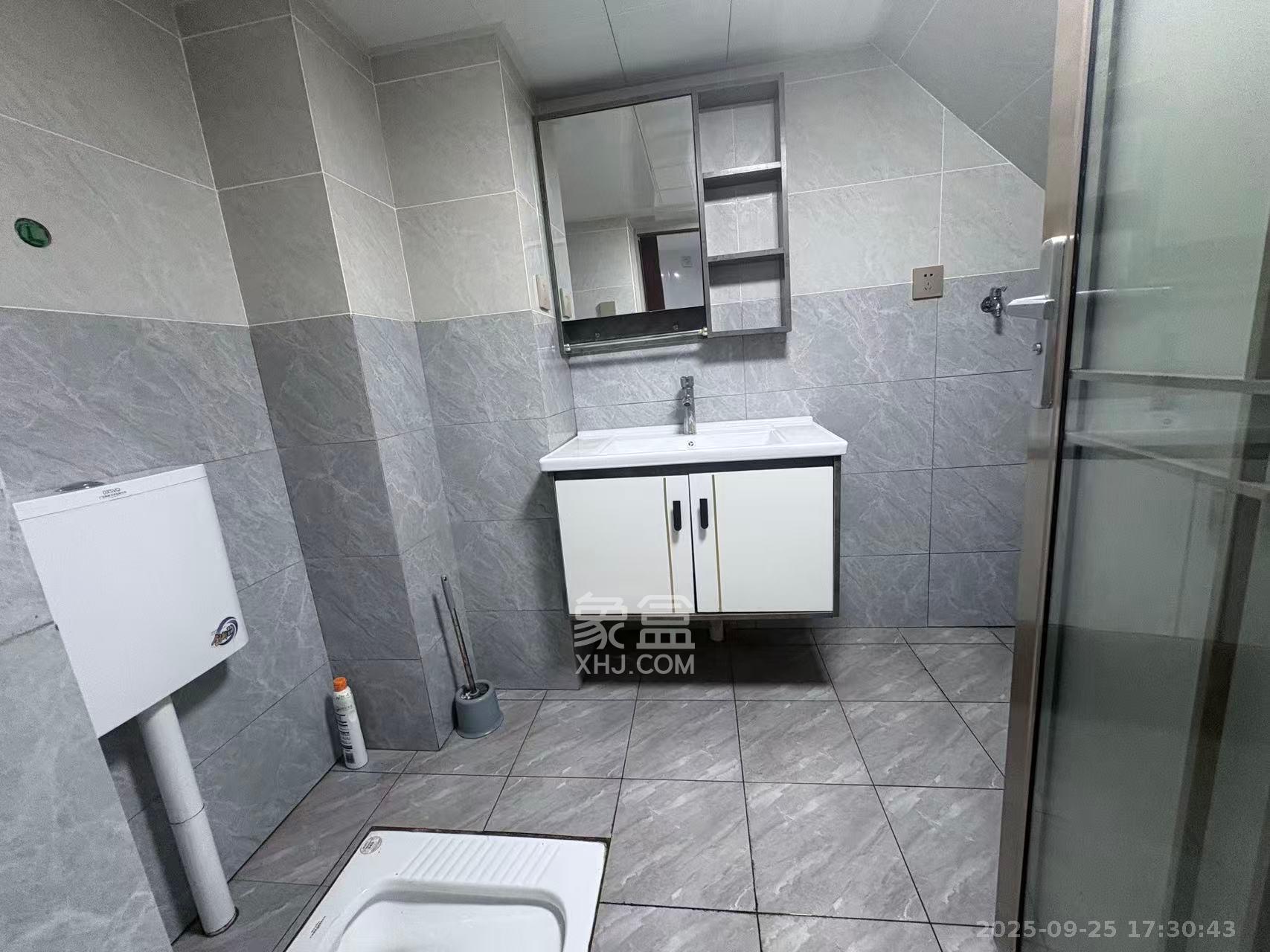 振业城三期  2室2厅1卫    2100.0元/月室内图