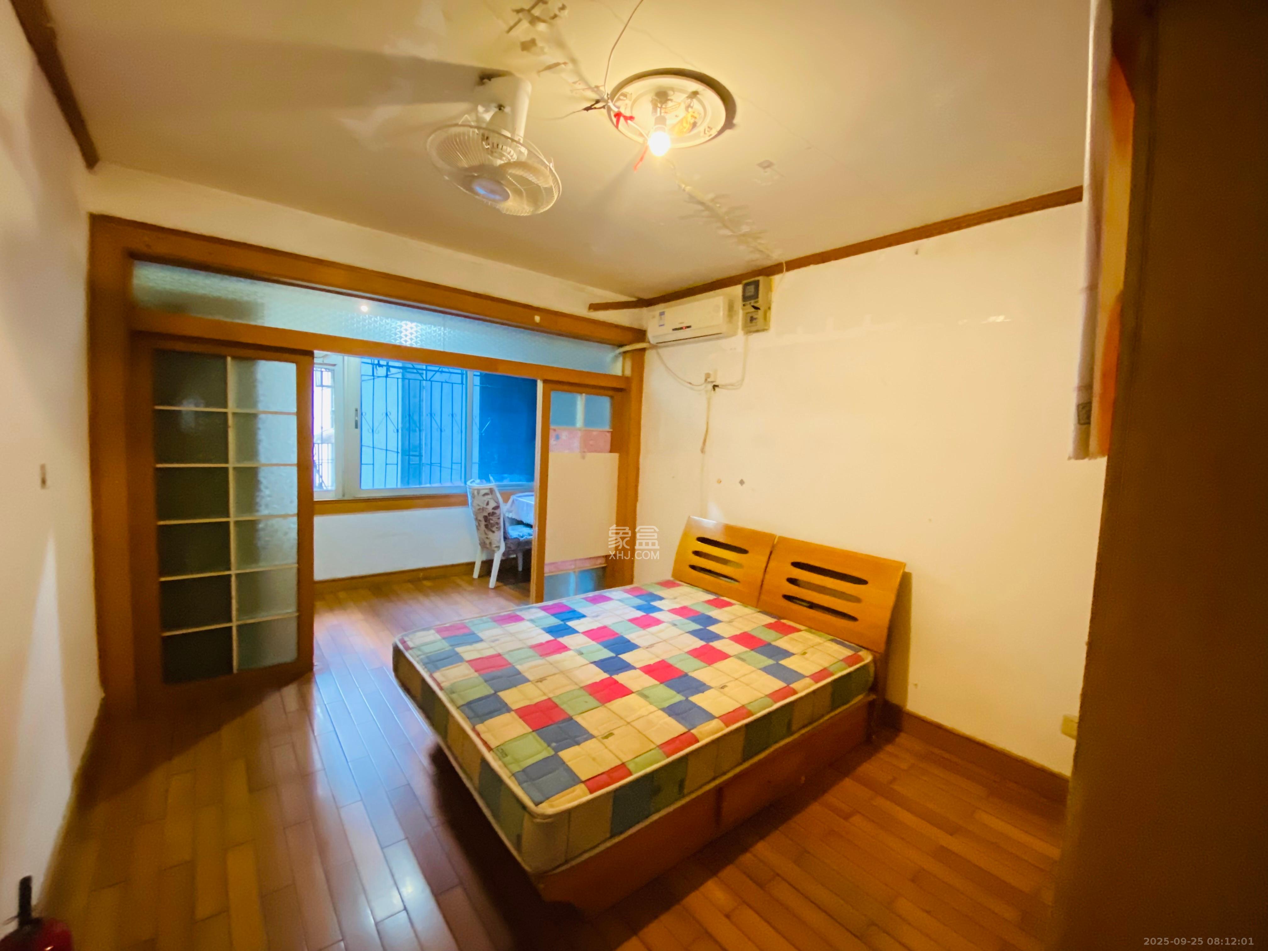 湖南第六工程有限公司机关小区(六公司机关大院) 3室1厅1卫 2800.0元/月 湖南第六工程有限公司机关小区(六公司机关大院) 3室1厅1卫 2800.0元/月室内图