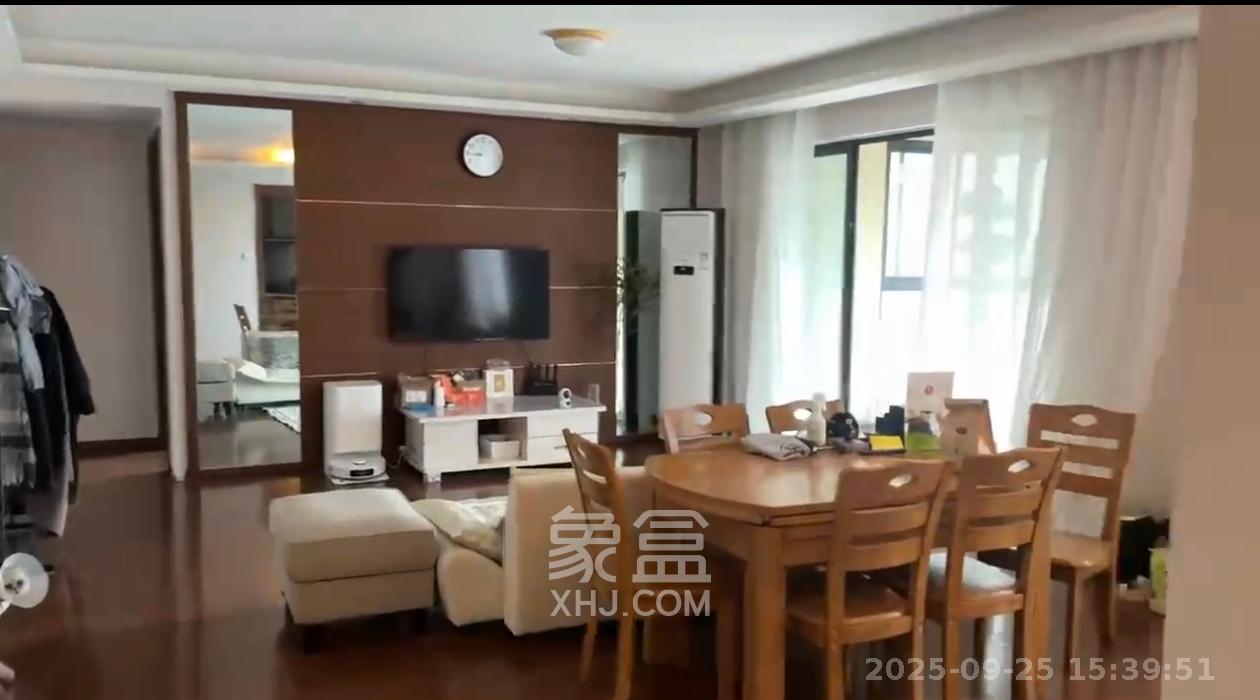 万科城  3室2厅1卫    3000.0元/月 万科城  3室2厅1卫    3000.0元/月