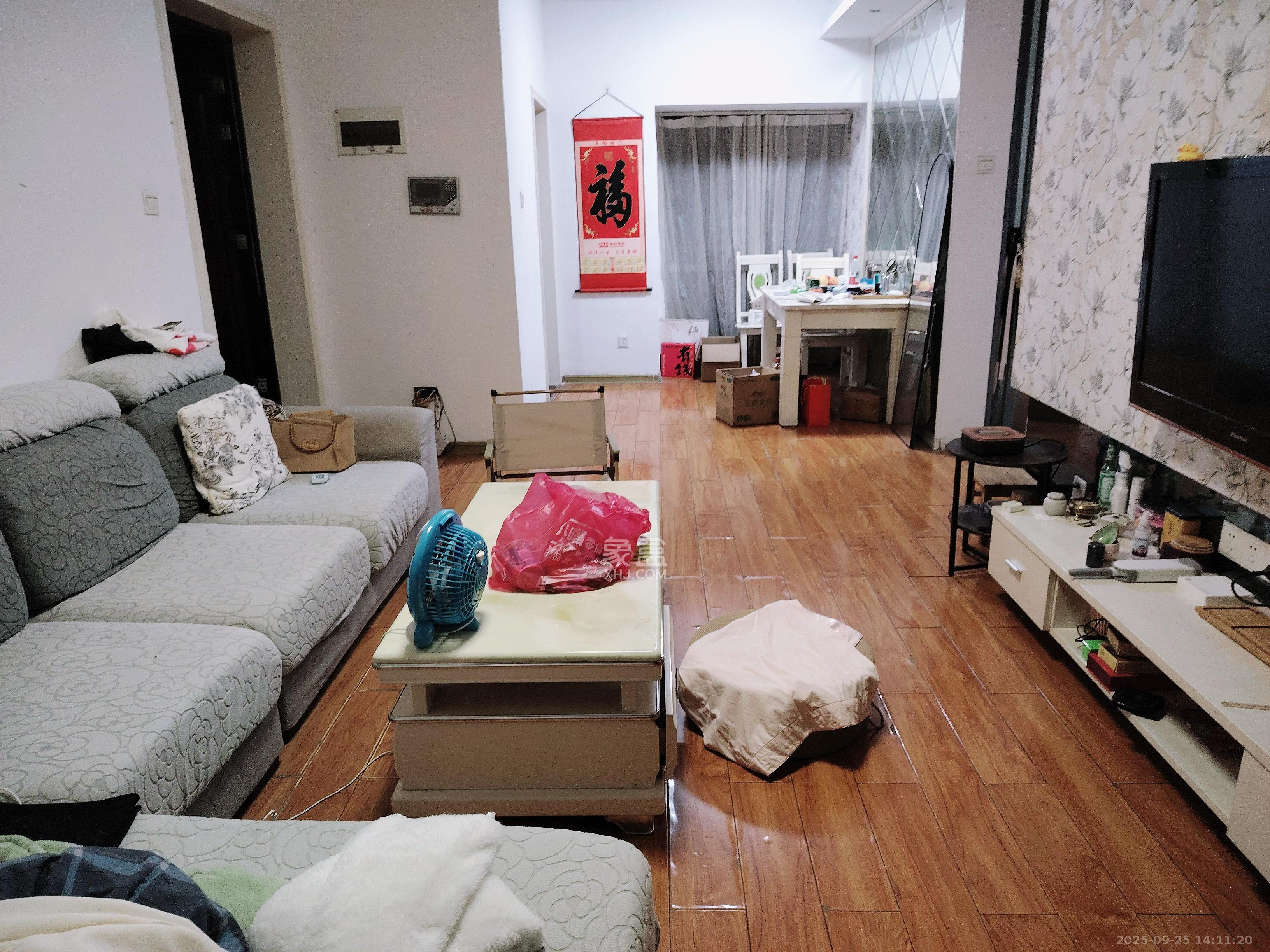 滨江君悦香邸 3室2厅1卫 2900.0元/月 滨江君悦香邸 3室2厅1卫 2900.0元/月室内图