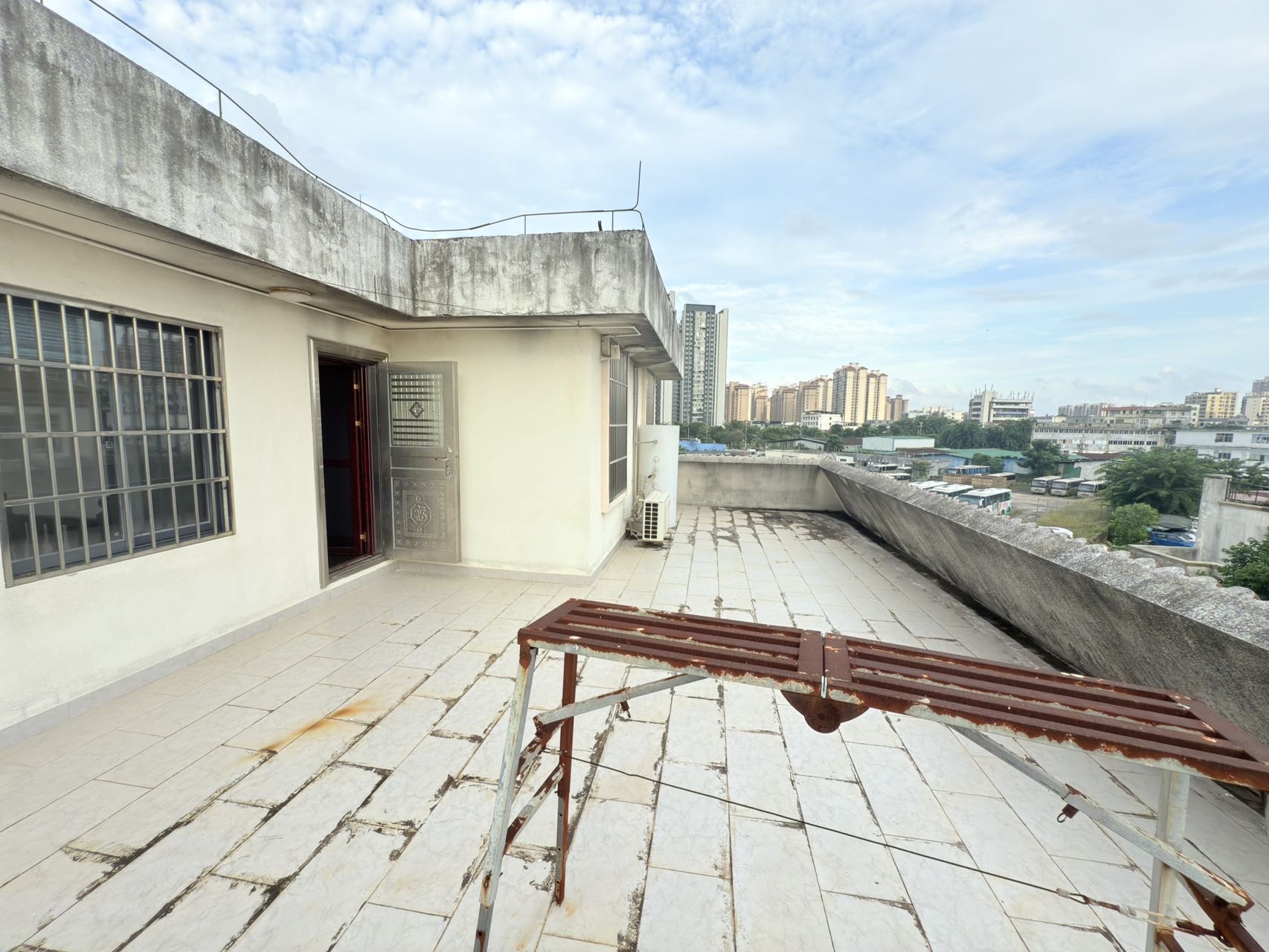 丹玺流泉 8室3厅3卫 12000.0元/月 丹玺流泉 8室3厅3卫 12000.0元/月室内图