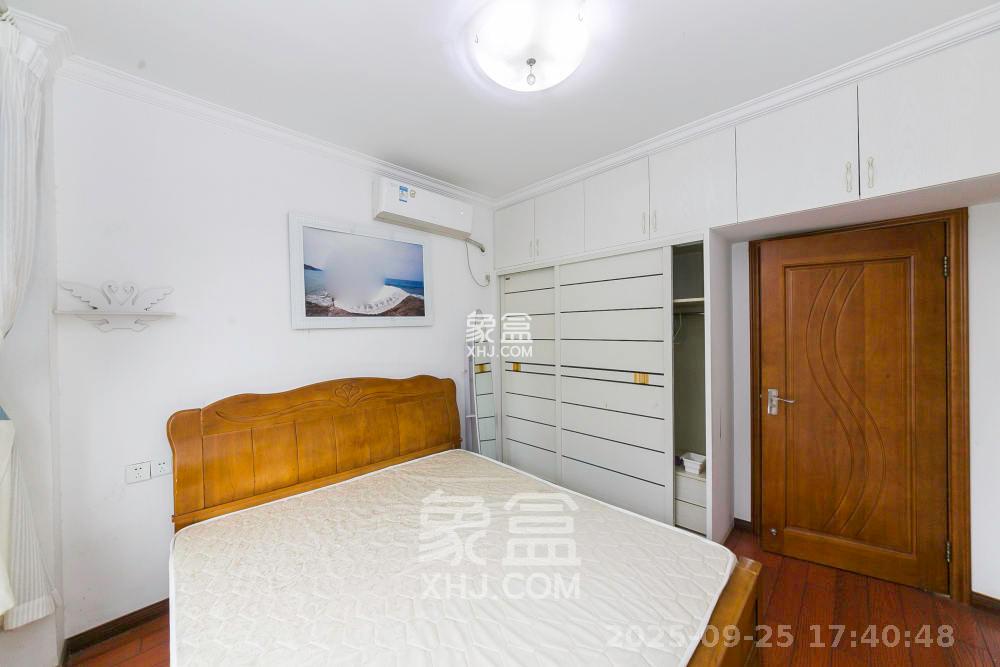 长城水郡 2室2厅1卫 1800.0元/月 长城水郡 2室2厅1卫 1800.0元/月室内图