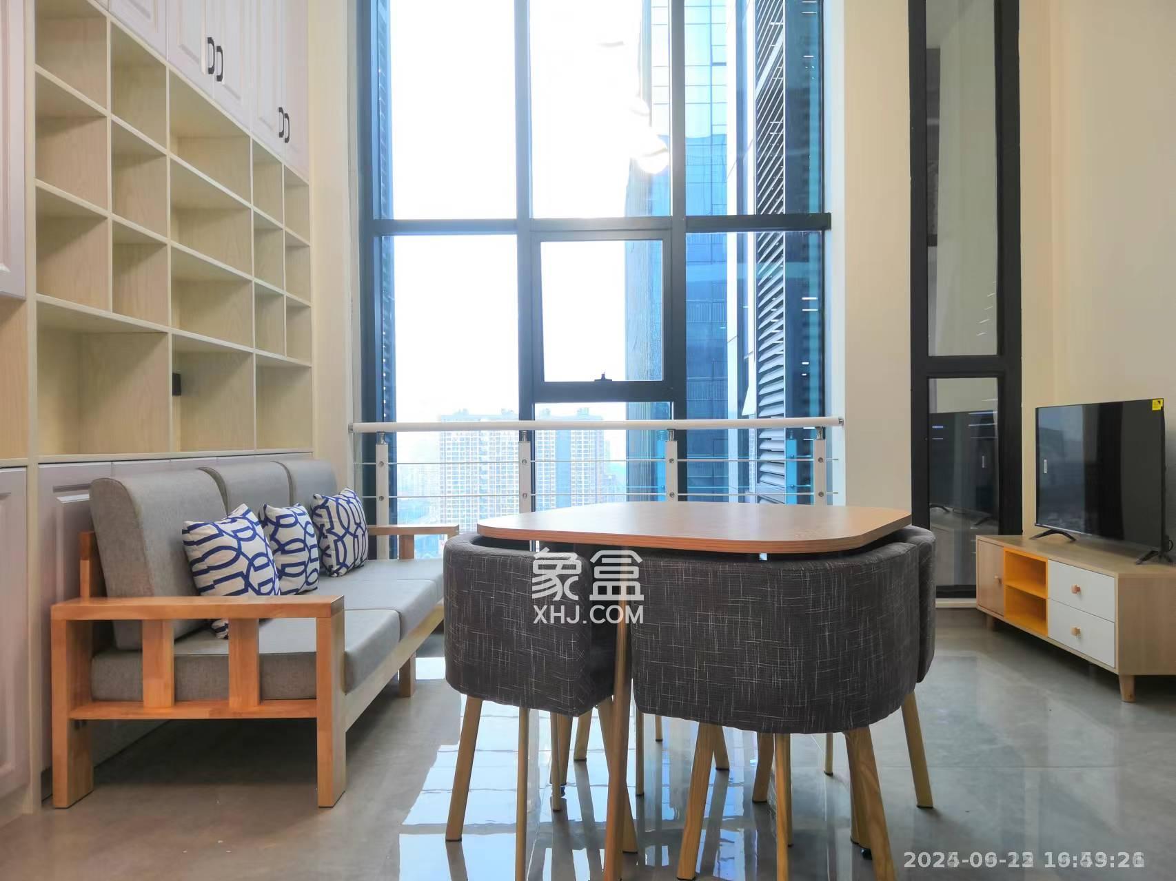 东盈商业广场(华泉城市广场) 1室1厅1卫 2300.0元/月 东盈商业广场(华泉城市广场) 1室1厅1卫 2300.0元/月室内图