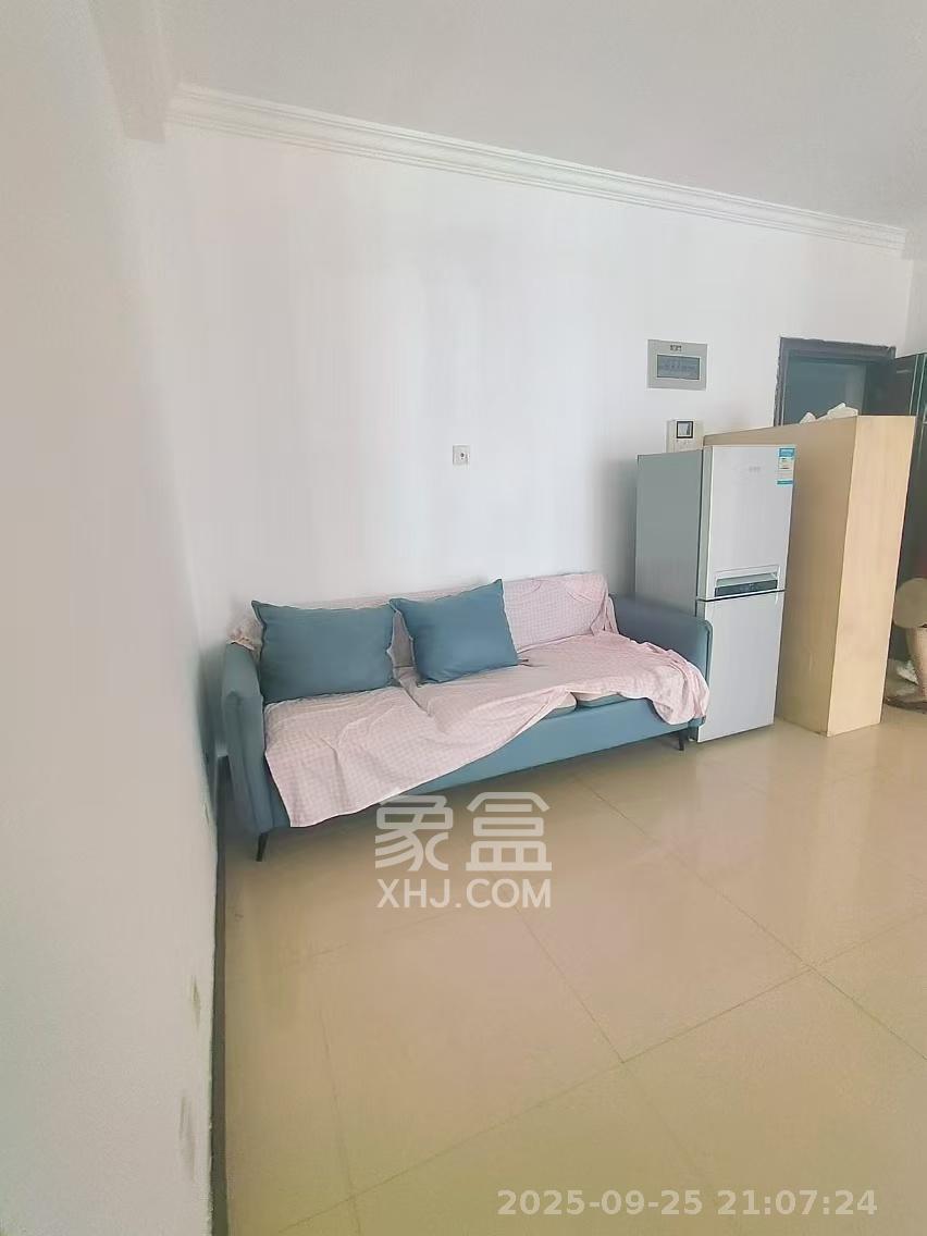 湘域中央 2室1厅1卫 2800.0元/月 湘域中央 2室1厅1卫 2800.0元/月室内图