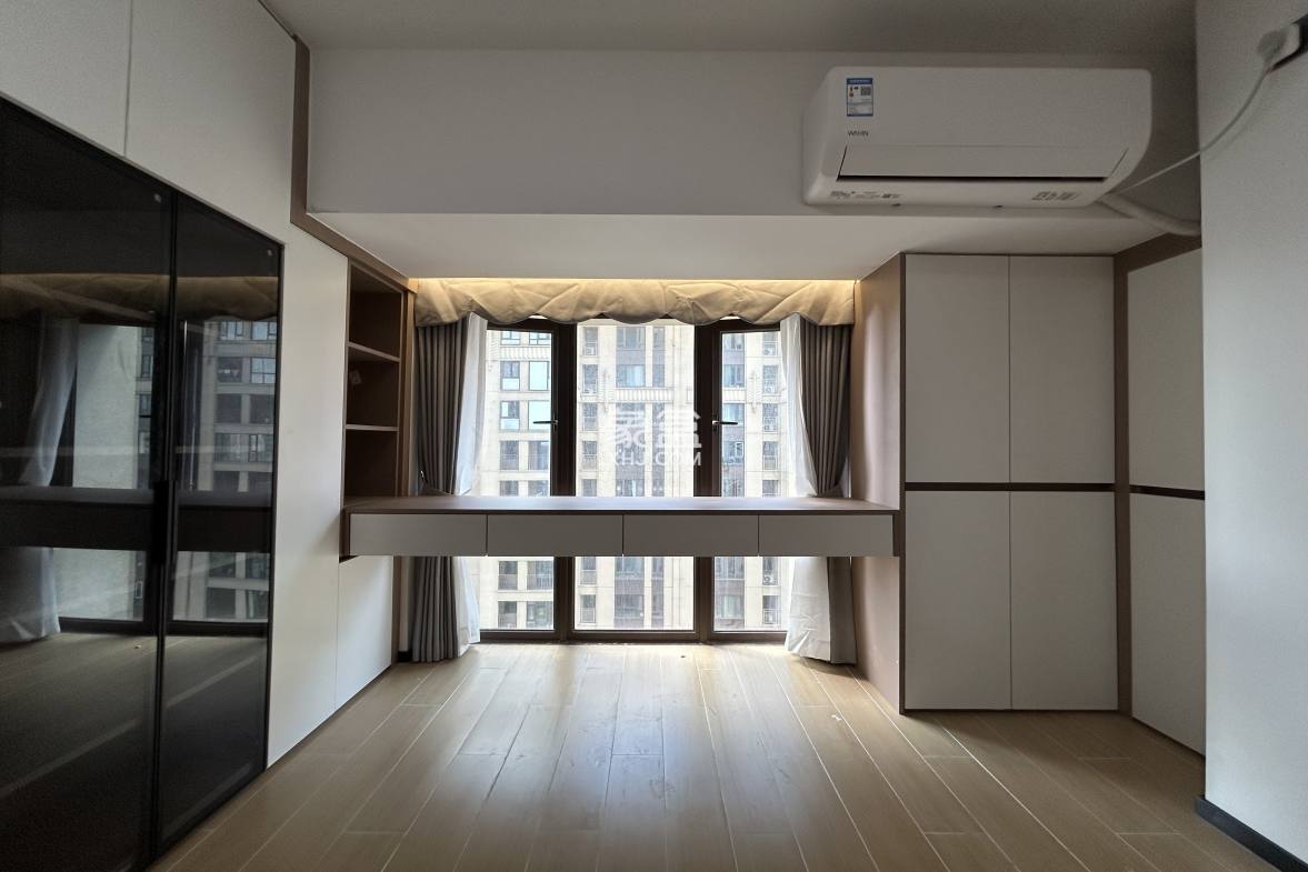 海航豪庭南苑  1室1厅2卫    3600.0元/月 海航豪庭南苑  1室1厅2卫    3600.0元/月室内图