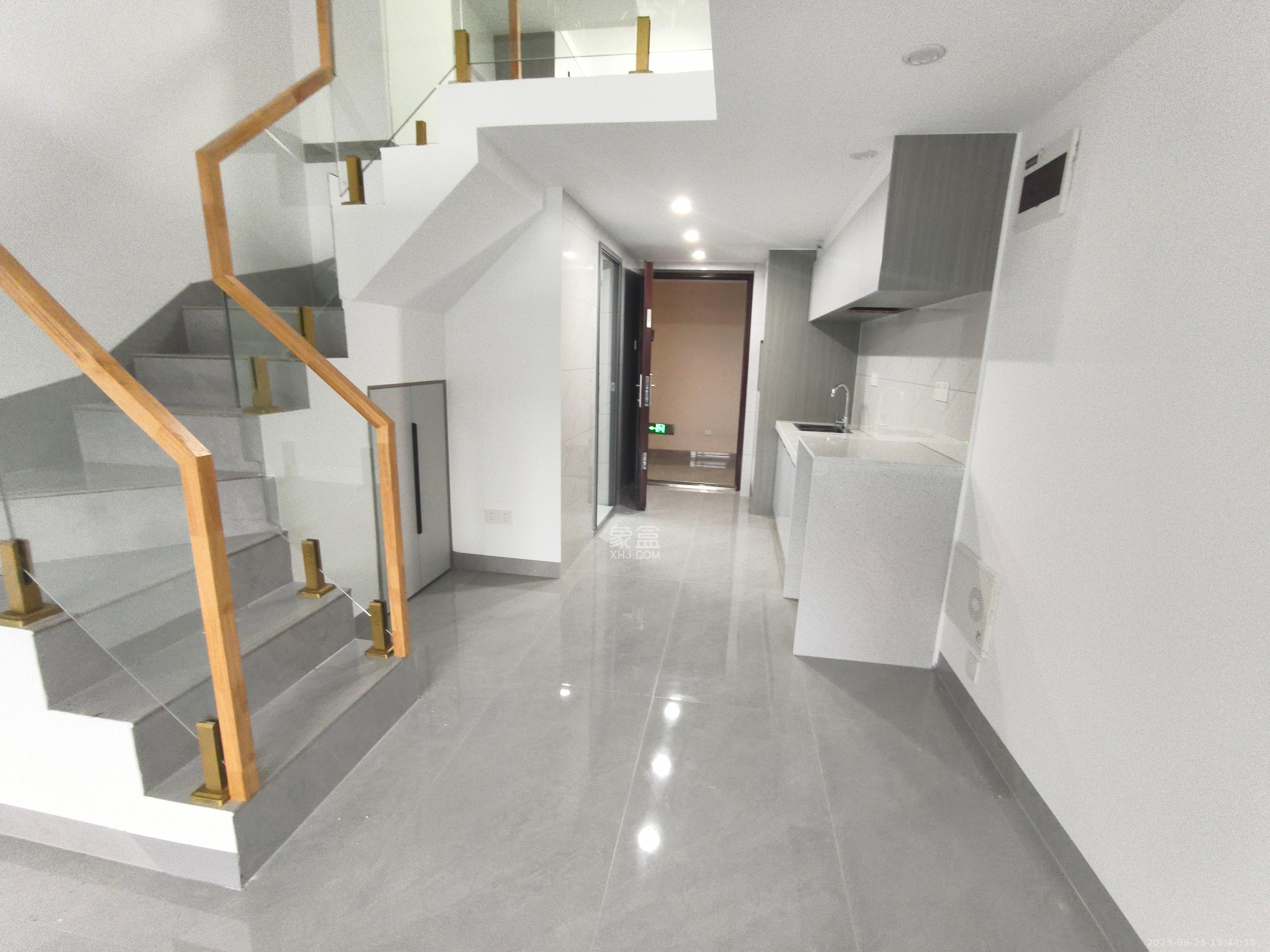 梅溪悦章 2室1厅1卫 2600.0元/月 梅溪悦章 2室1厅1卫 2600.0元/月室内图