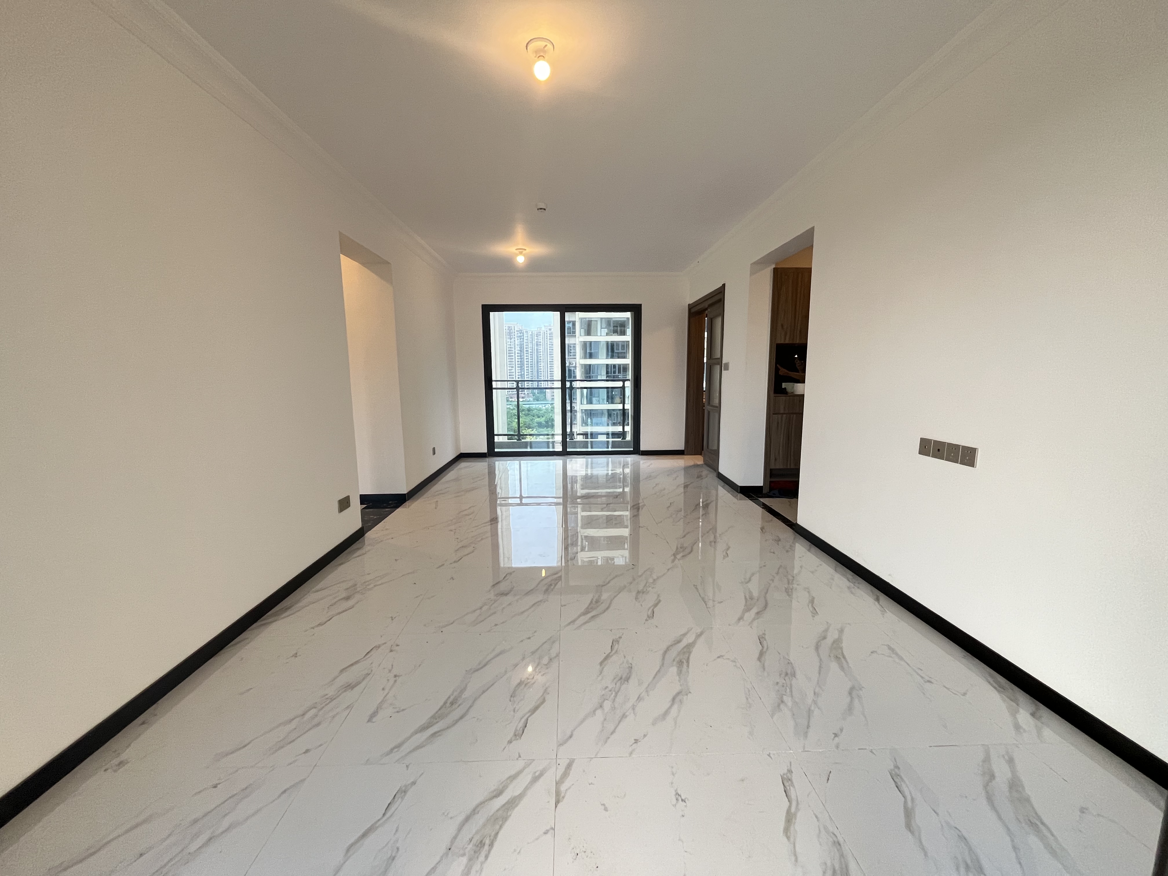 碧桂园公园上城 3室2厅2卫 2500.0元/月 碧桂园公园上城 3室2厅2卫 2500.0元/月室内图