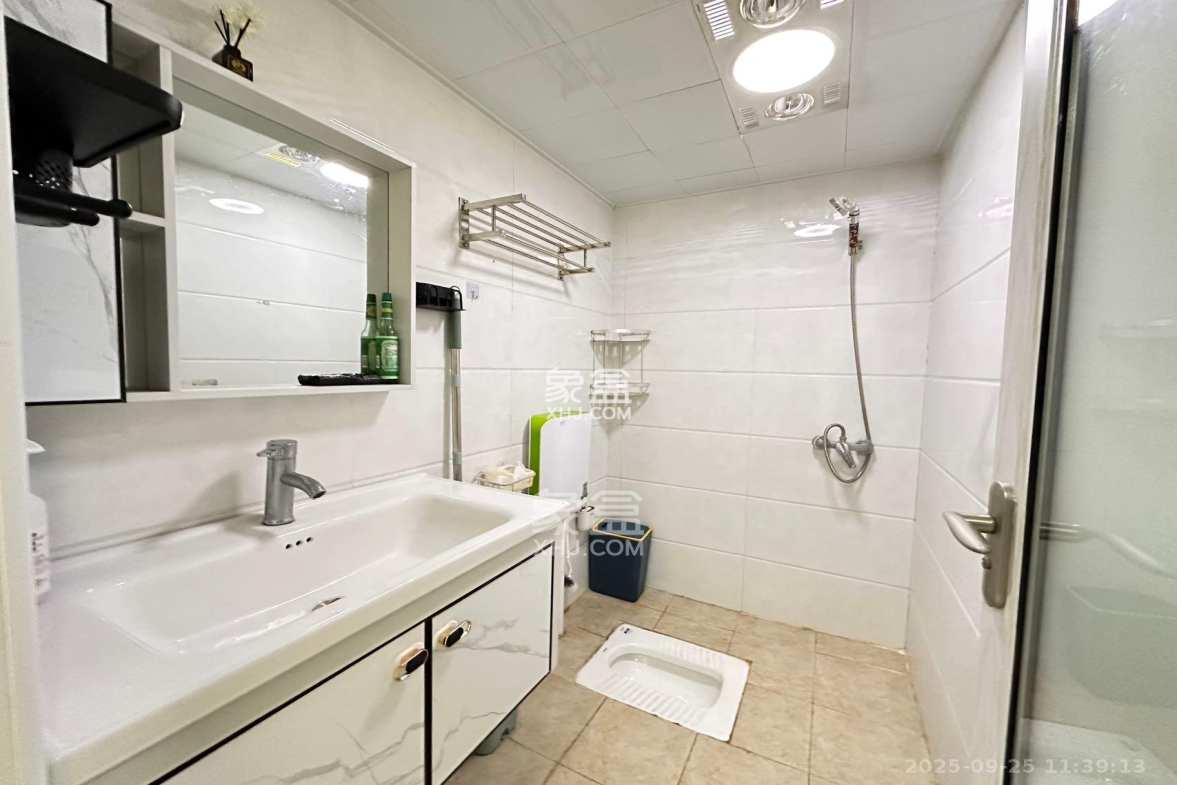 先锋东外滩 1室1厅1卫 2200.0元/月 先锋东外滩 1室1厅1卫 2200.0元/月室内图