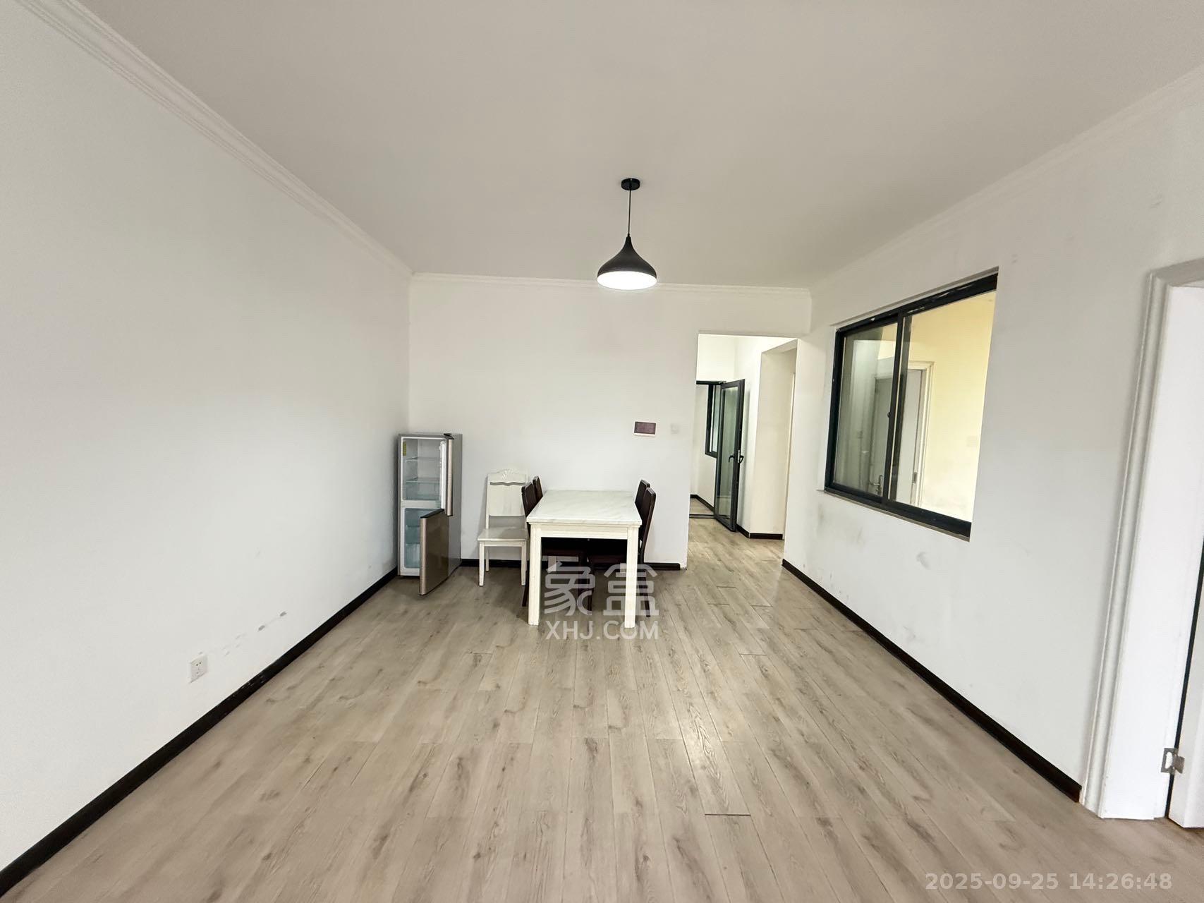 半山壹号 3室2厅2卫 2500.0元/月 半山壹号 3室2厅2卫 2500.0元/月室内图