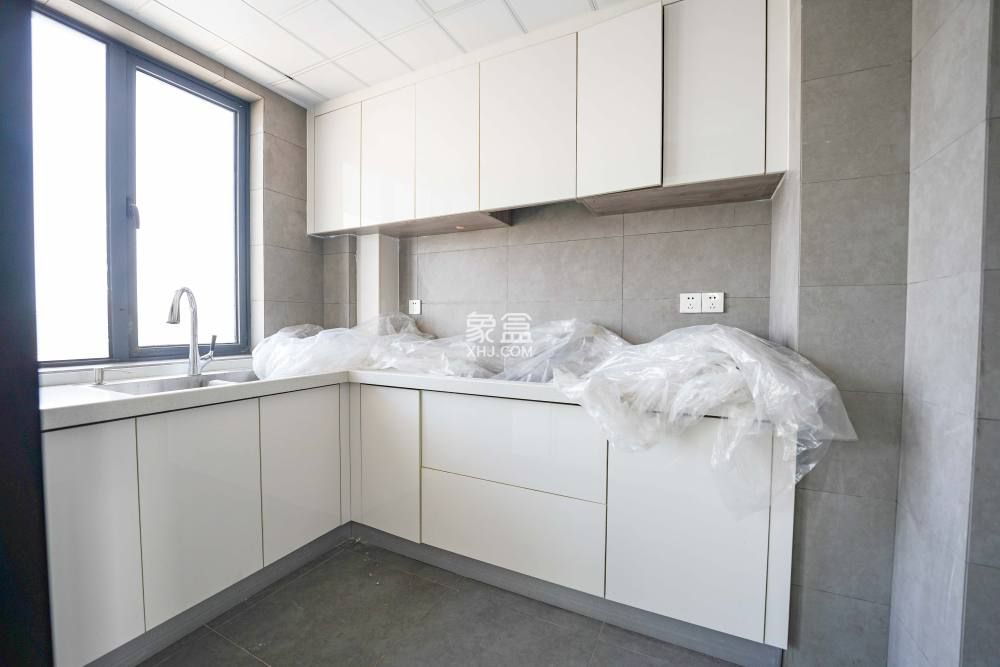 五矿万境蓝山  3室2厅1卫    2400.0元/月 五矿万境蓝山  3室2厅1卫    2400.0元/月户型图