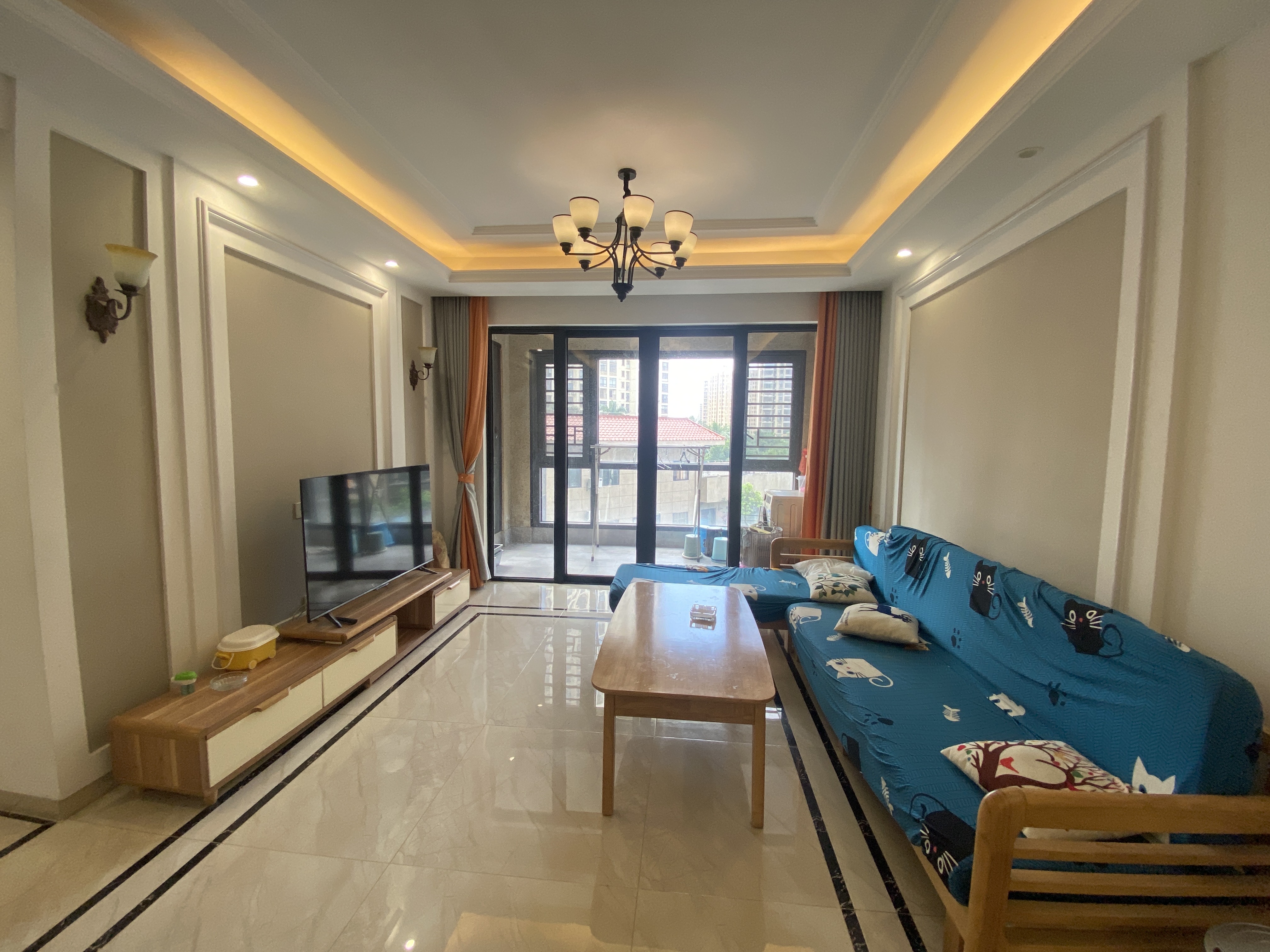 滨江世纪佳城（北区）  3室2厅1卫    2800.0元/月室内图