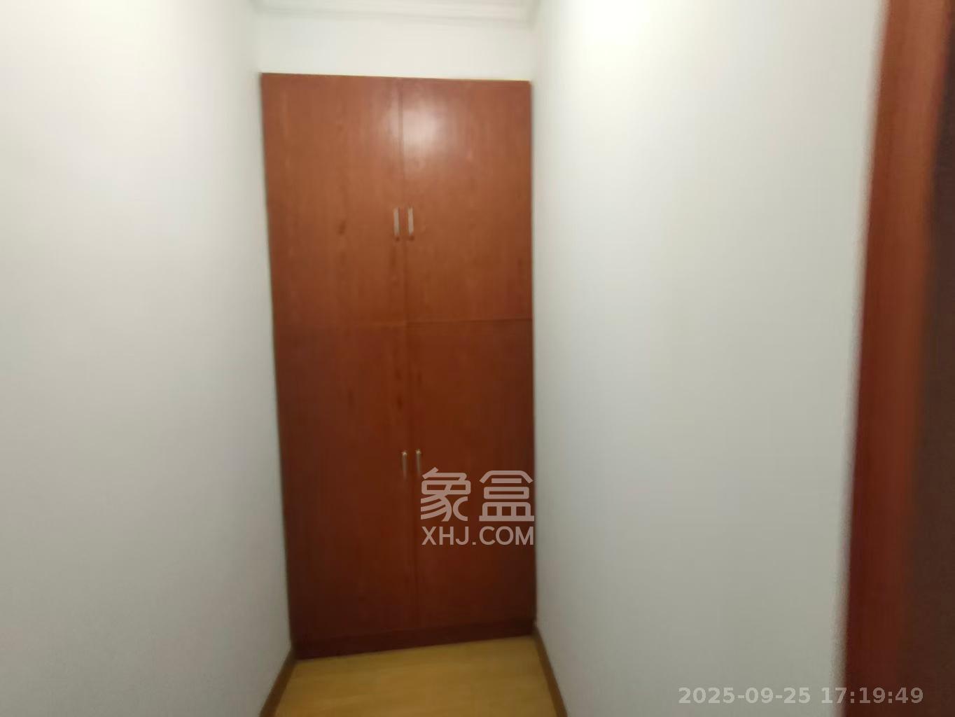 海利宿舍  1室0厅0卫   2200.00元/月室内图