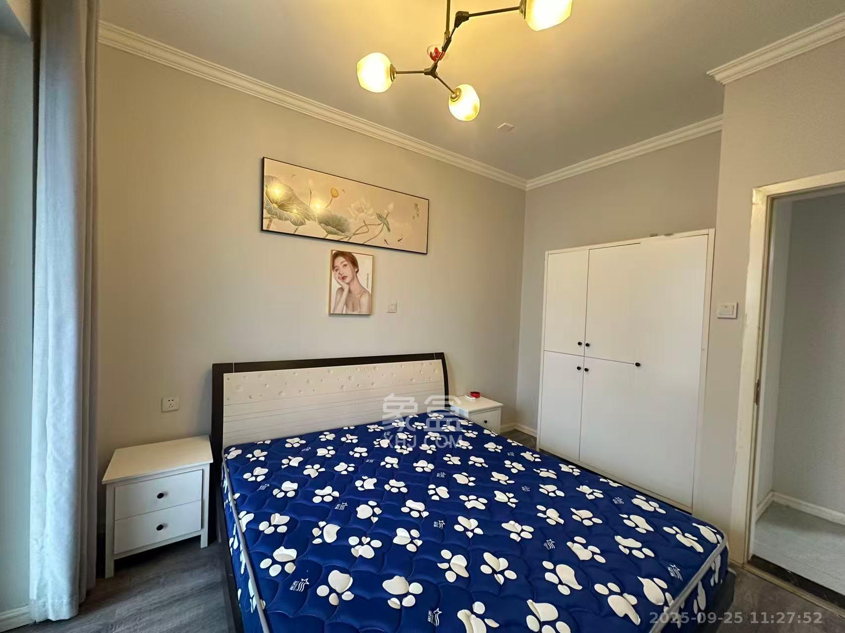 天翼花园(中国电信单位房) 3室2厅1卫 2800.0元/月 天翼花园(中国电信单位房) 3室2厅1卫 2800.0元/月室内图