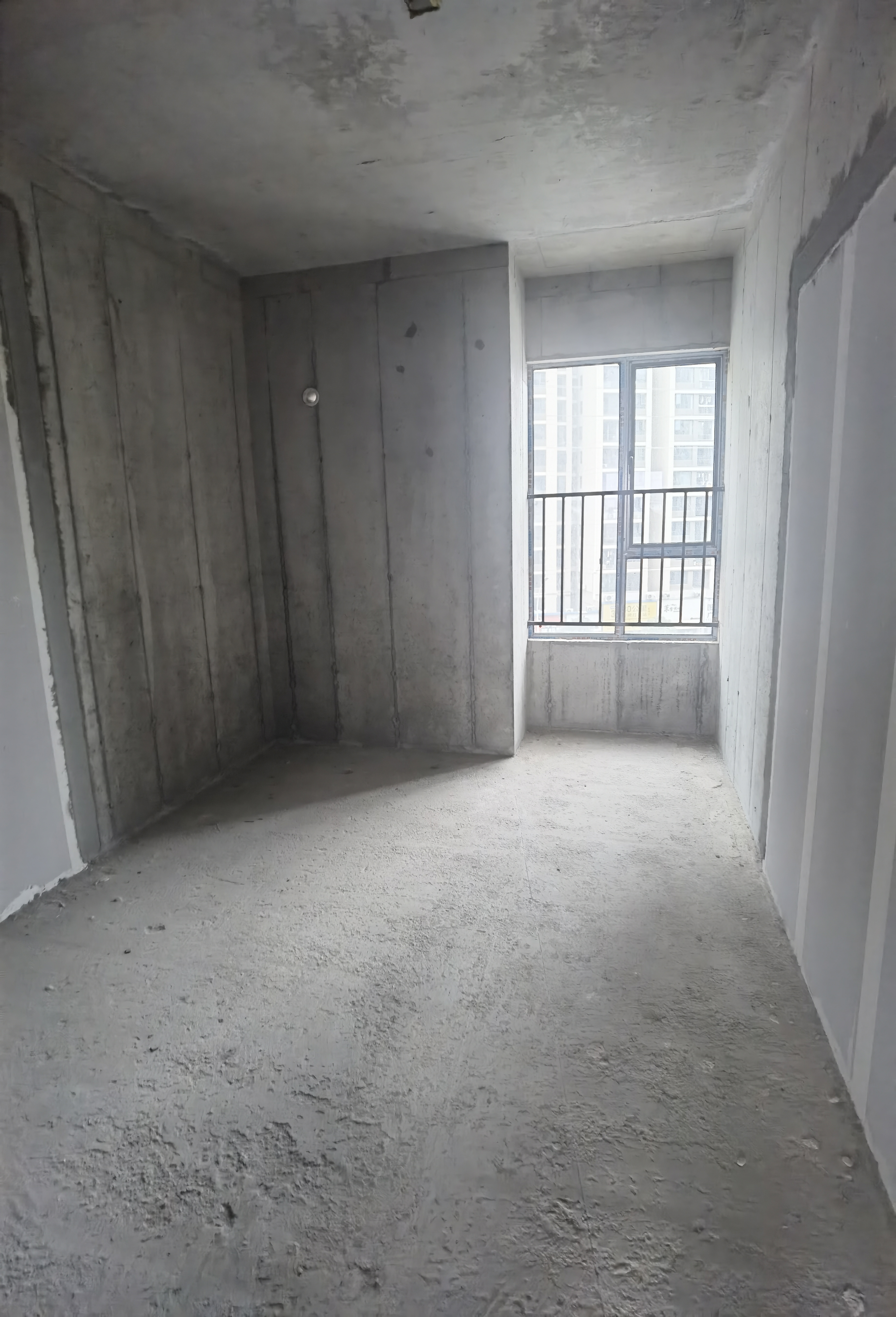 湘中府央玺 4室2厅2卫 88.8万 湘中府央玺 4室2厅2卫 88.8万客厅