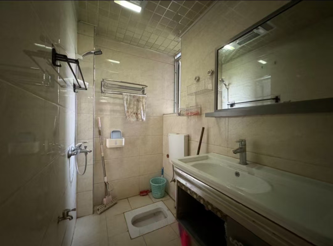 互助小区  3室2厅1卫   1200.00元/月室内图