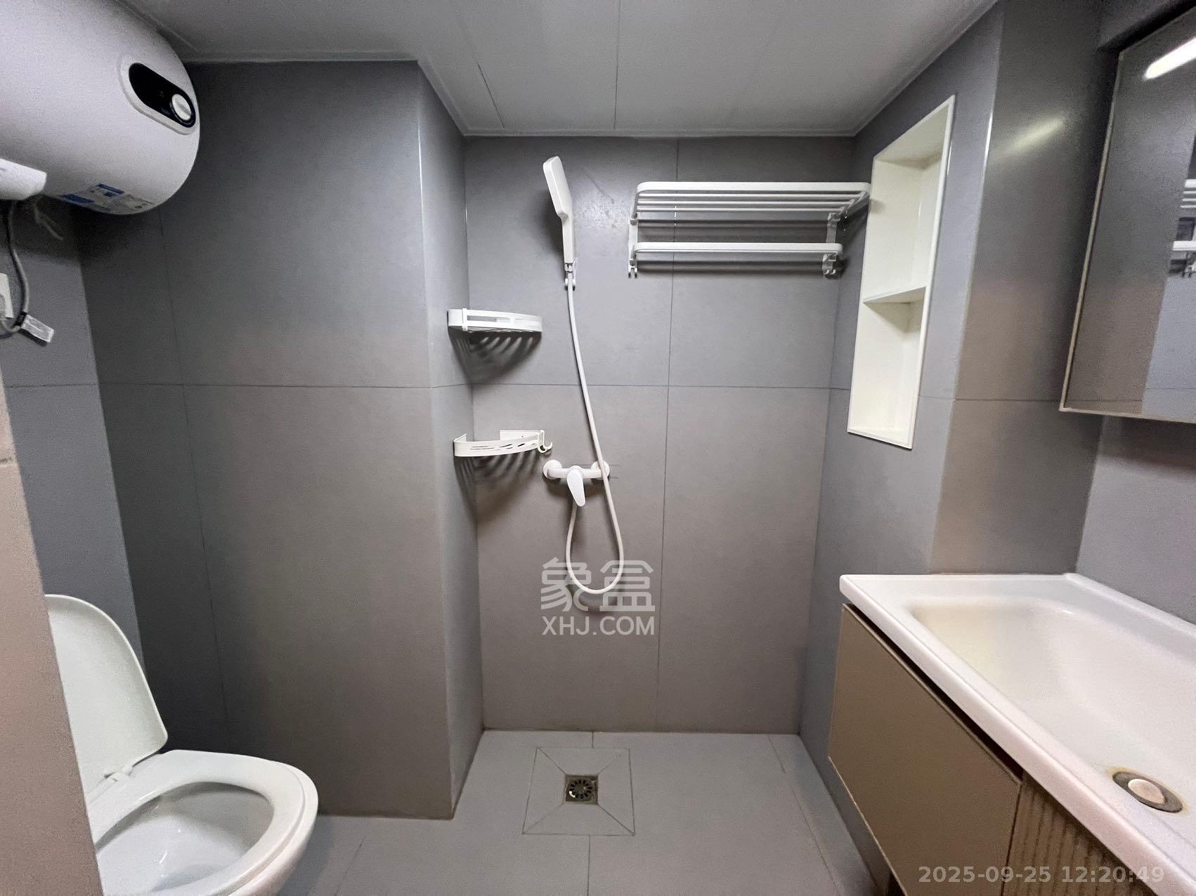 卓越江岸 2室1厅1卫 2800.0元/月 卓越江岸 2室1厅1卫 2800.0元/月室内图