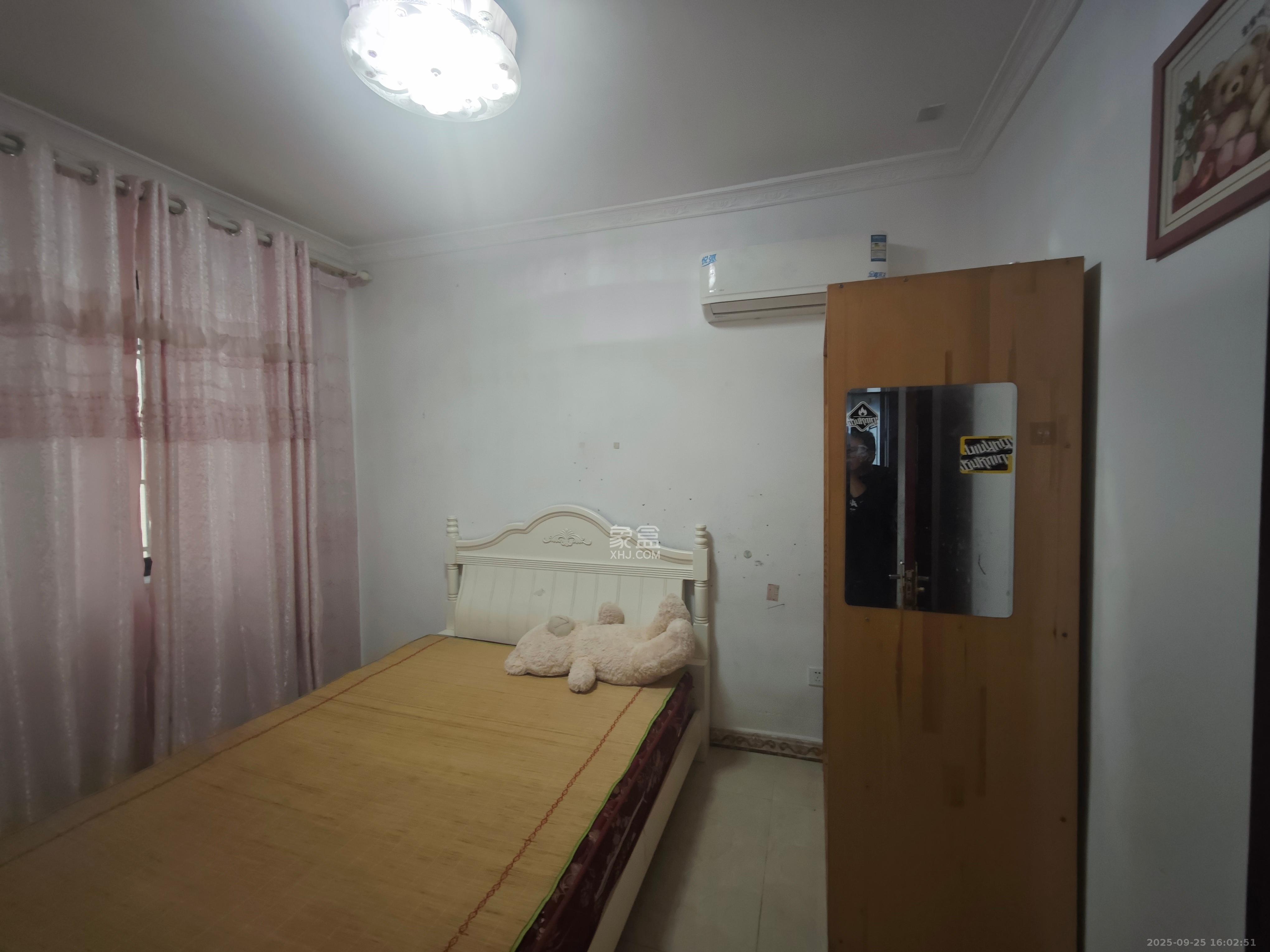 金富星城 3室2厅1卫 1500.0元/月 金富星城 3室2厅1卫 1500.0元/月室内图