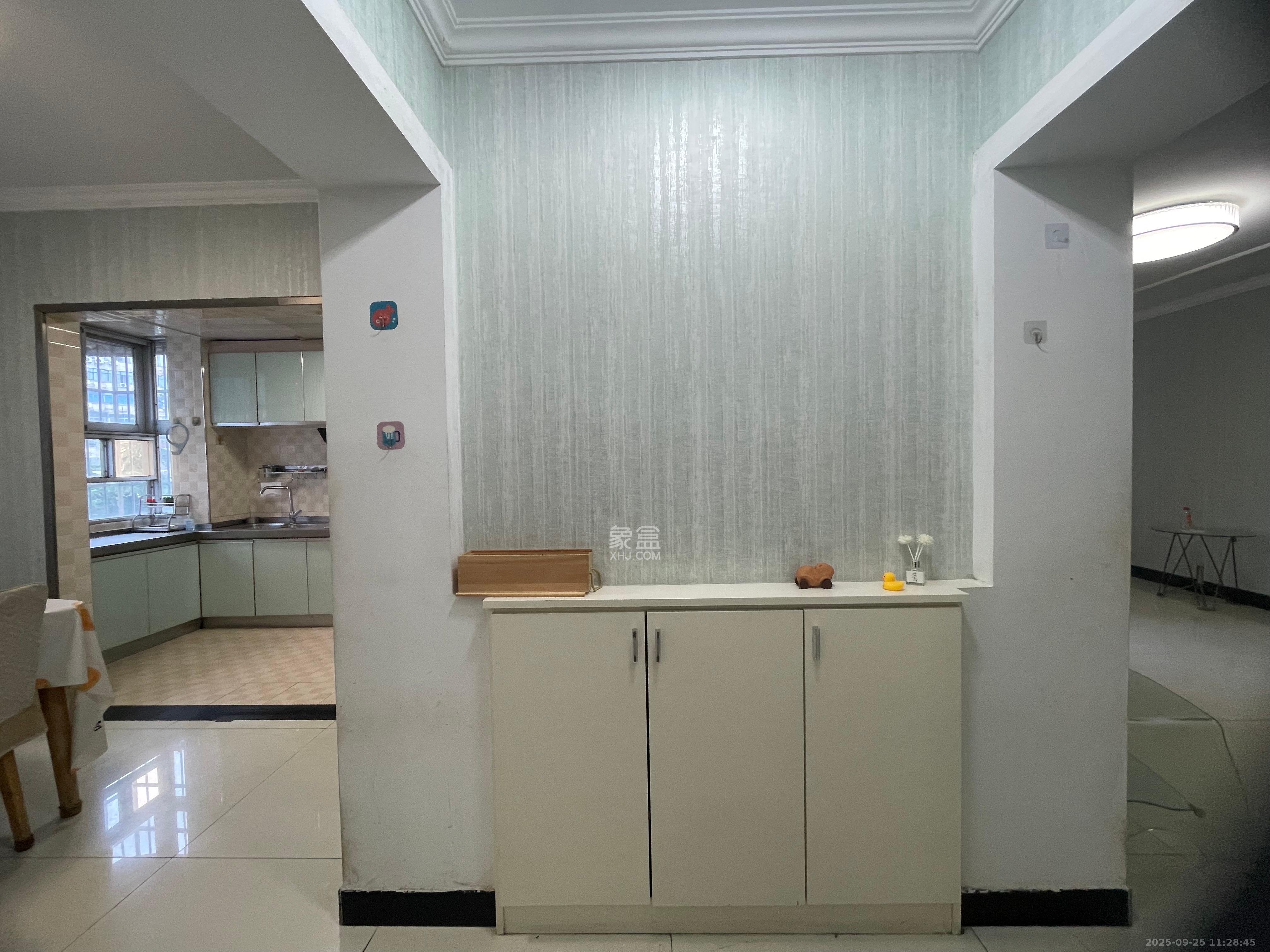 自来水设计公司宿舍 2室2厅1卫 2000.0元/月 自来水设计公司宿舍 2室2厅1卫 2000.0元/月室内图