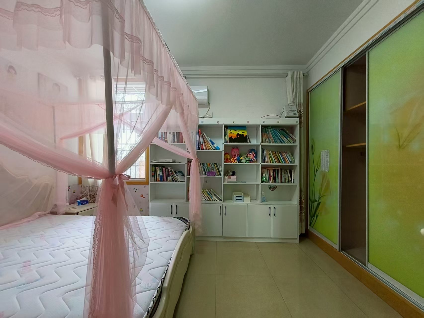 五金建材市场一期 4室2厅2卫 1666.0元/月 五金建材市场一期 4室2厅2卫 1666.0元/月室内图