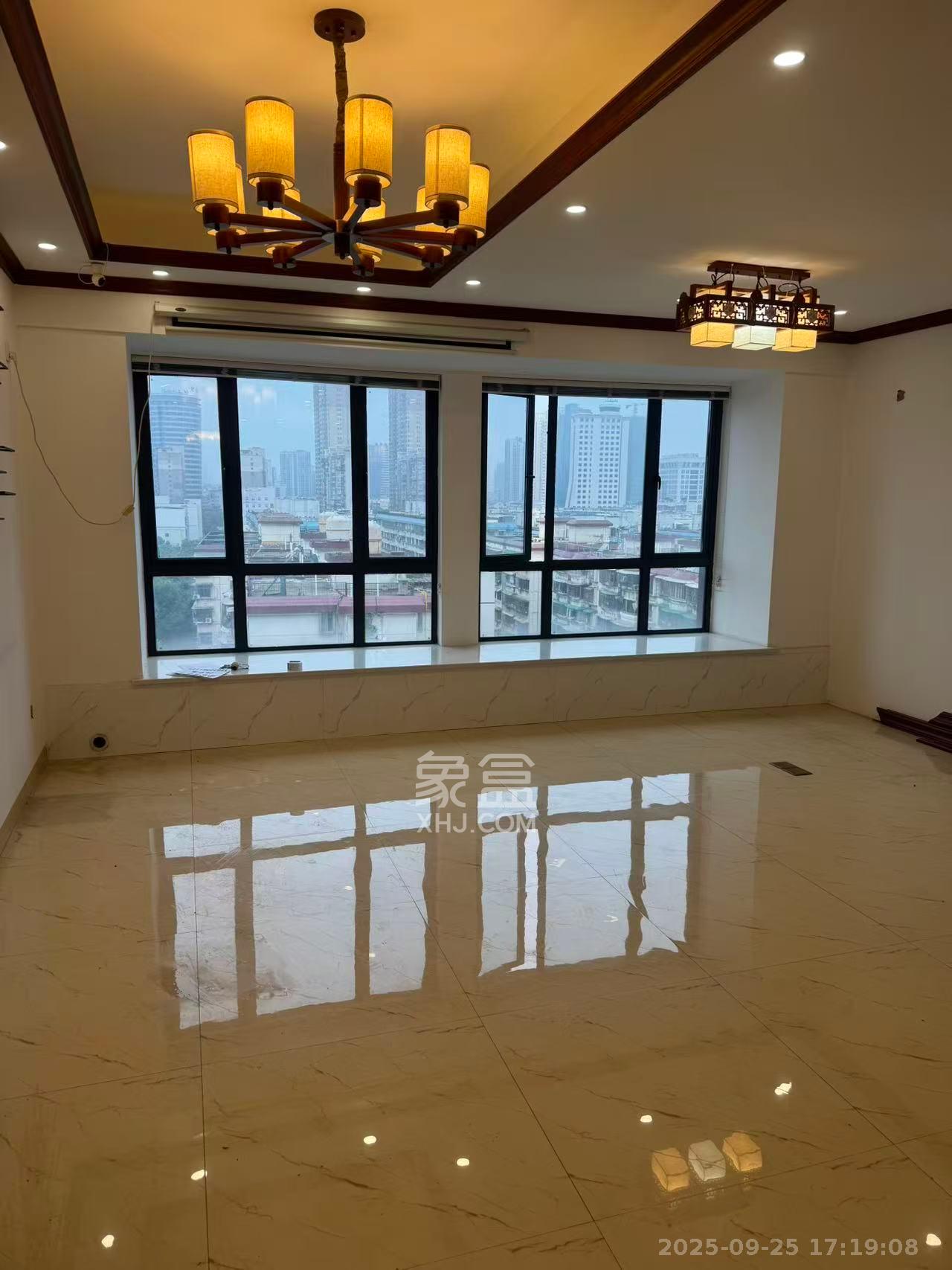 长城万悦汇 2室1厅1卫 2900.0元/月 长城万悦汇 2室1厅1卫 2900.0元/月室内图