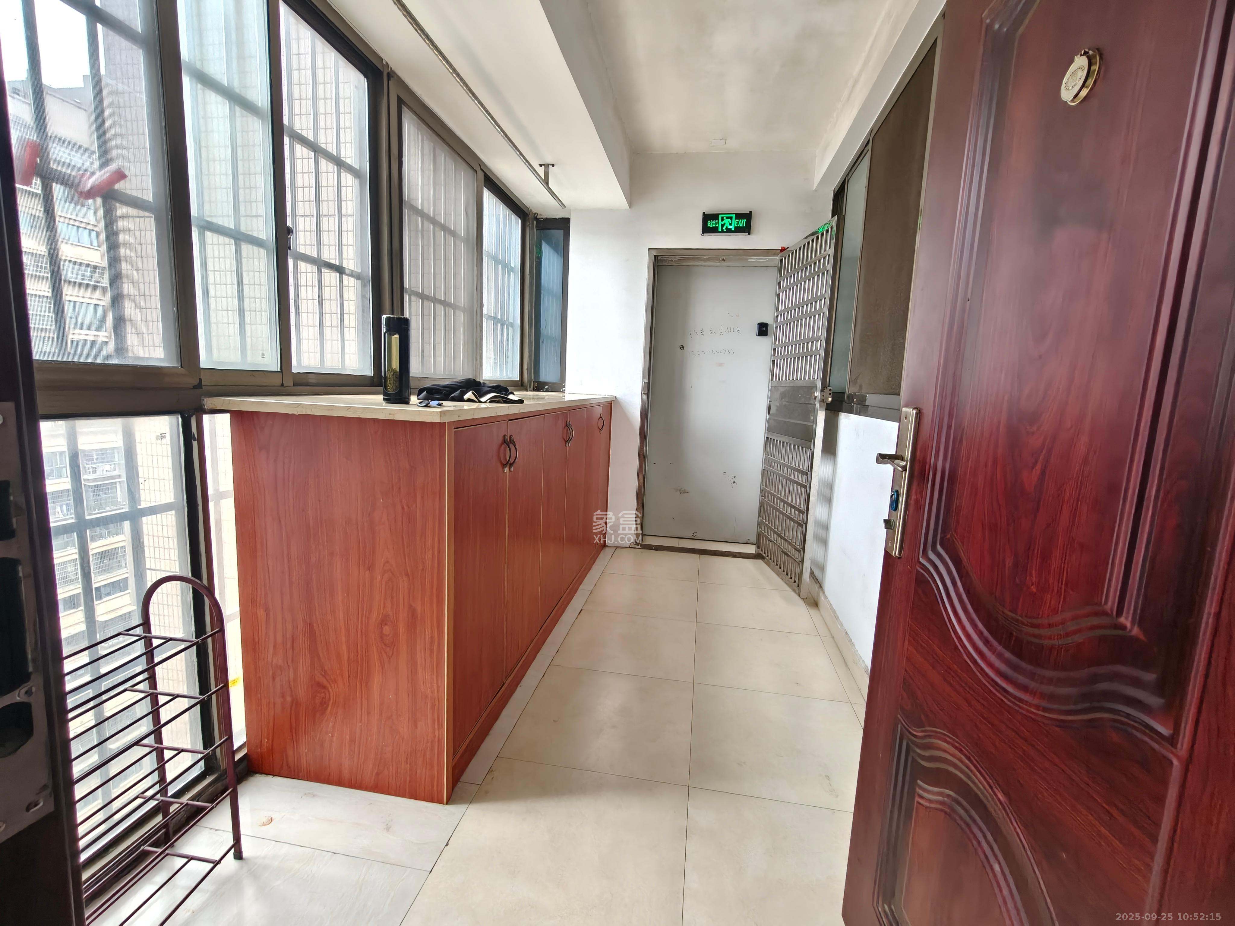 东驿竹园  2室2厅1卫   2000.00元/月室内图