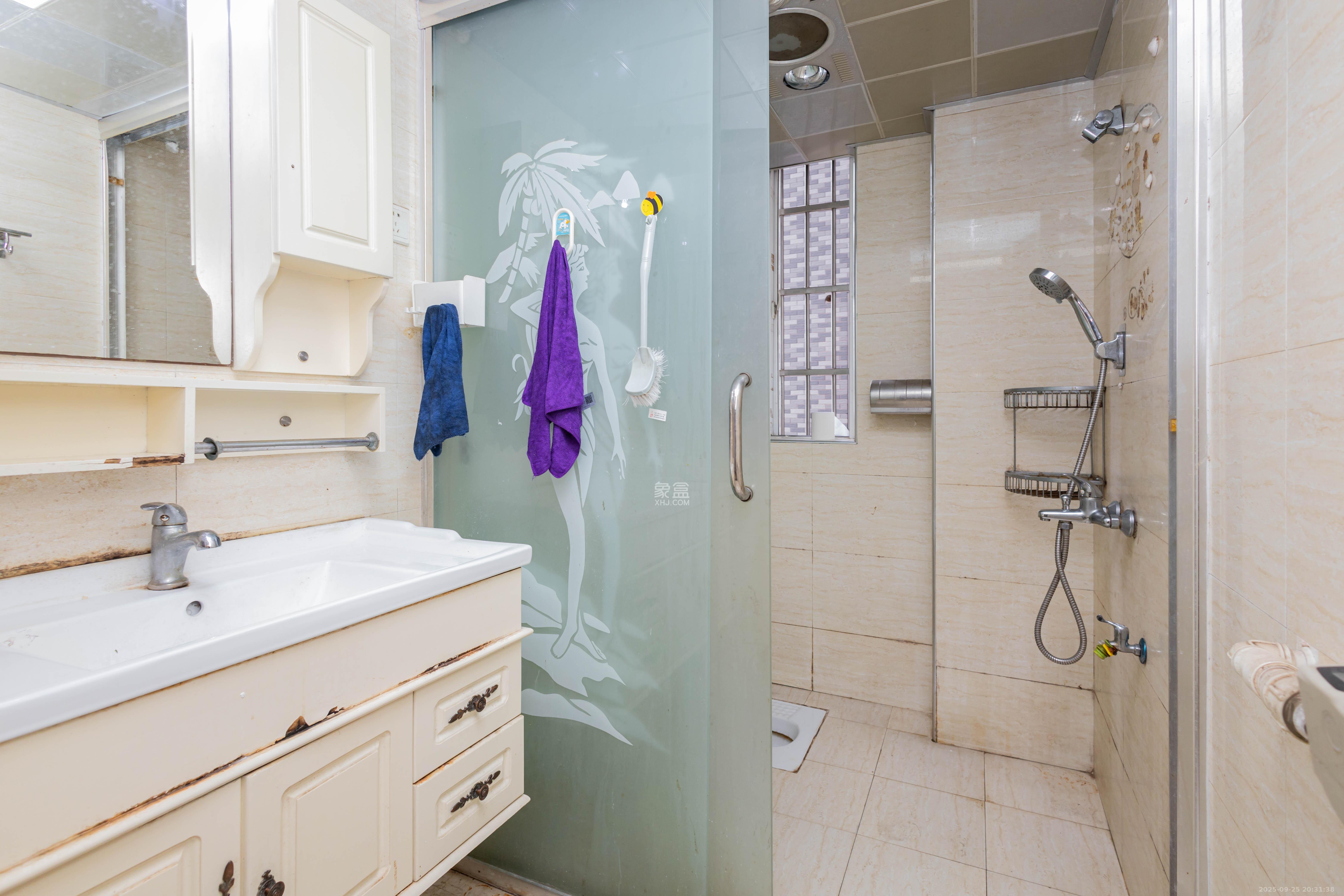 明天一城 2室1厅1卫 39.8万 明天一城 2室1厅1卫 39.8万卫生间