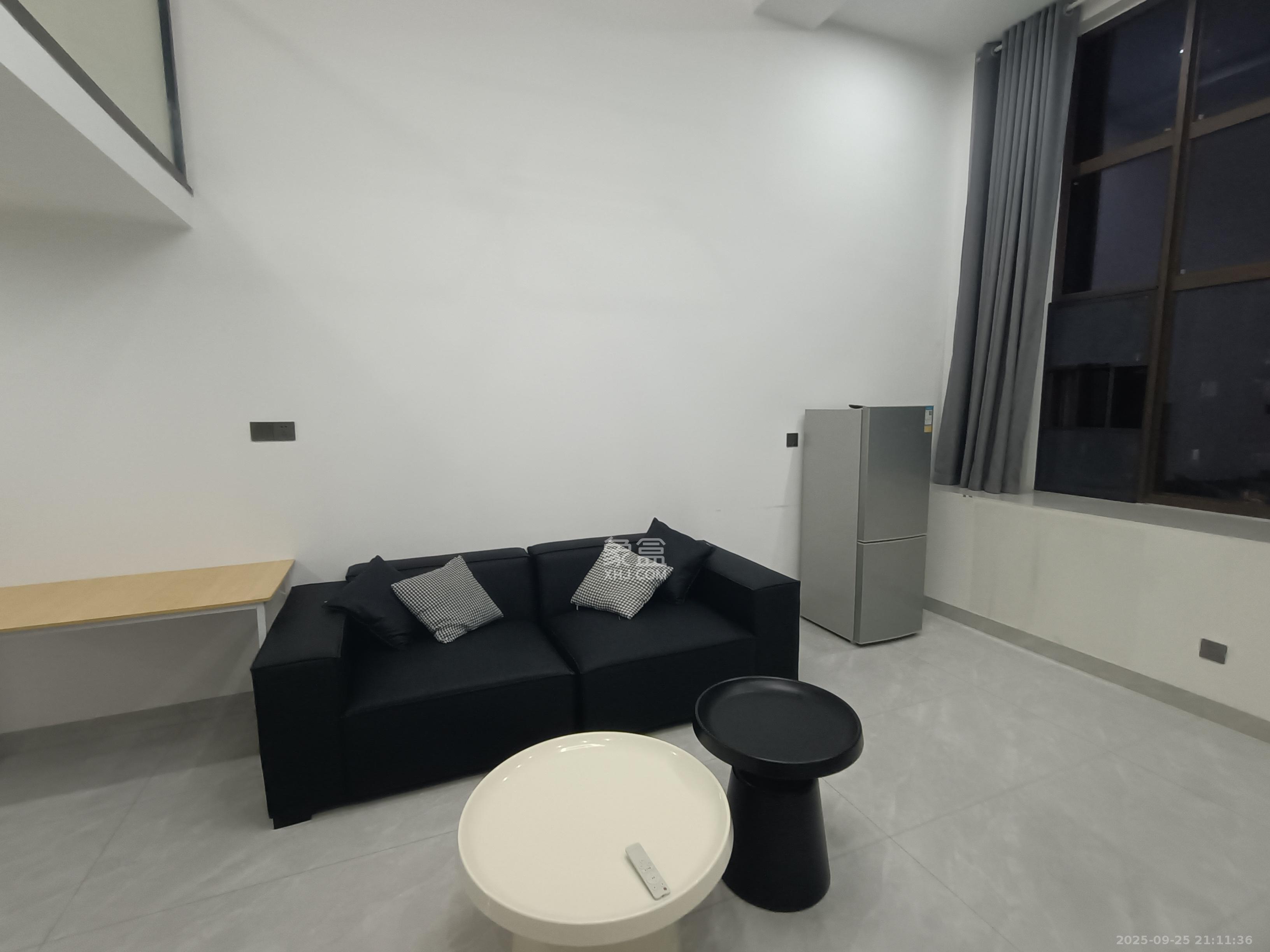 福晟钱隆国际(晟冉景苑)  2室2厅1卫    1850.0元/月 福晟钱隆国际(晟冉景苑)  2室2厅1卫    1850.0元/月室内图