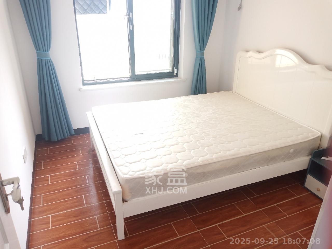 振业城三期  4室2厅2卫    3500.0元/月室内图