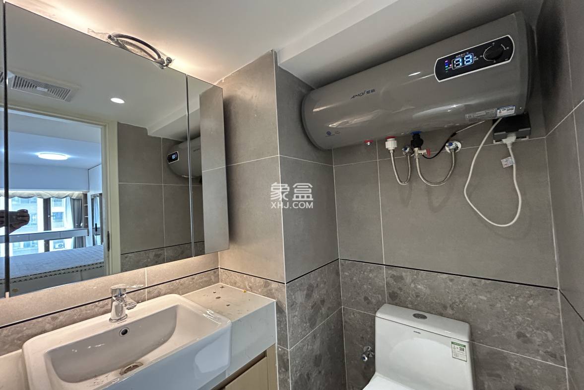 海航豪庭南苑  1室1厅2卫    3600.0元/月 海航豪庭南苑  1室1厅2卫    3600.0元/月室内图