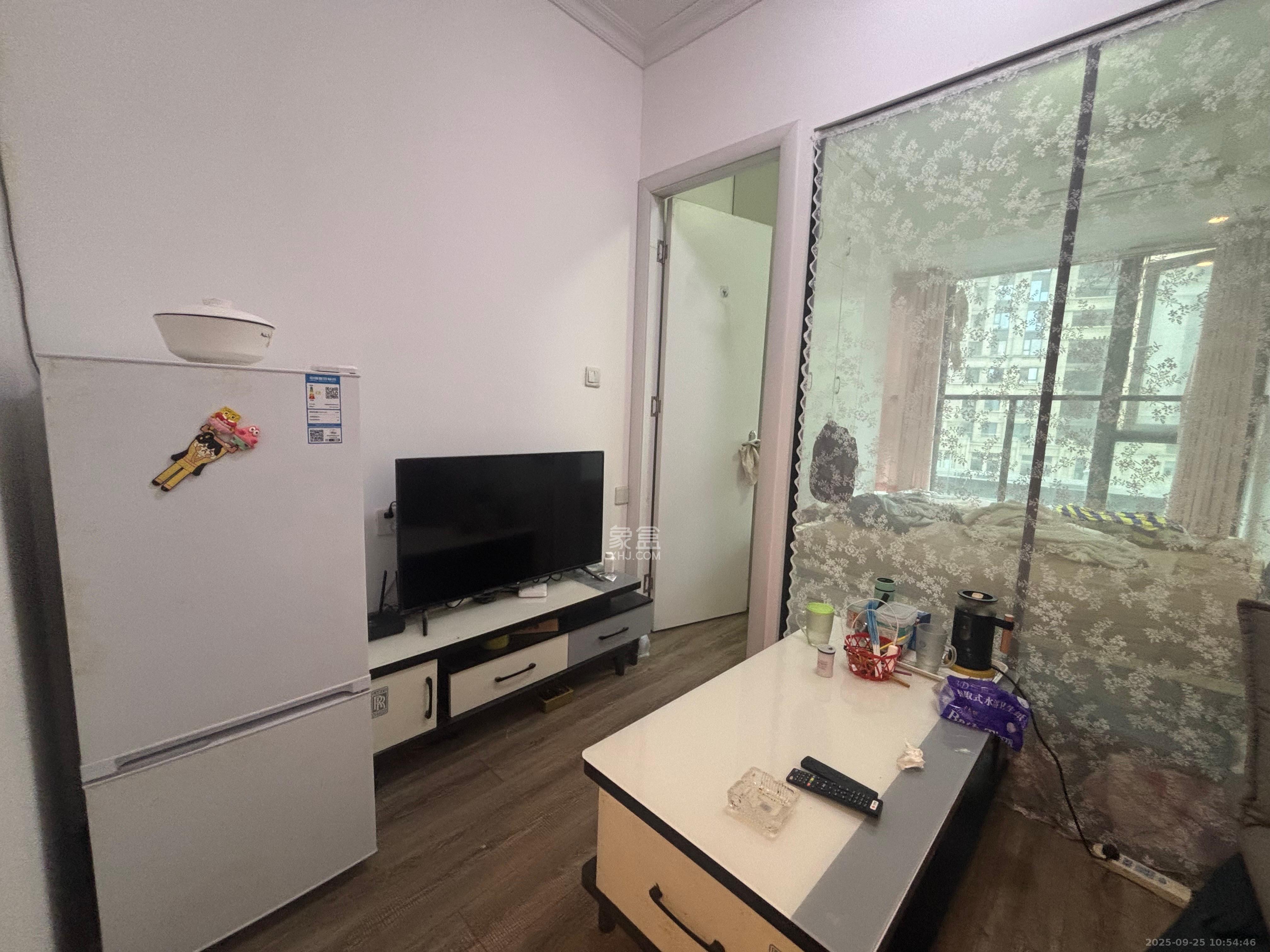 卓越浅水湾 1室1厅1卫 1400.0元/月 卓越浅水湾 1室1厅1卫 1400.0元/月室内图