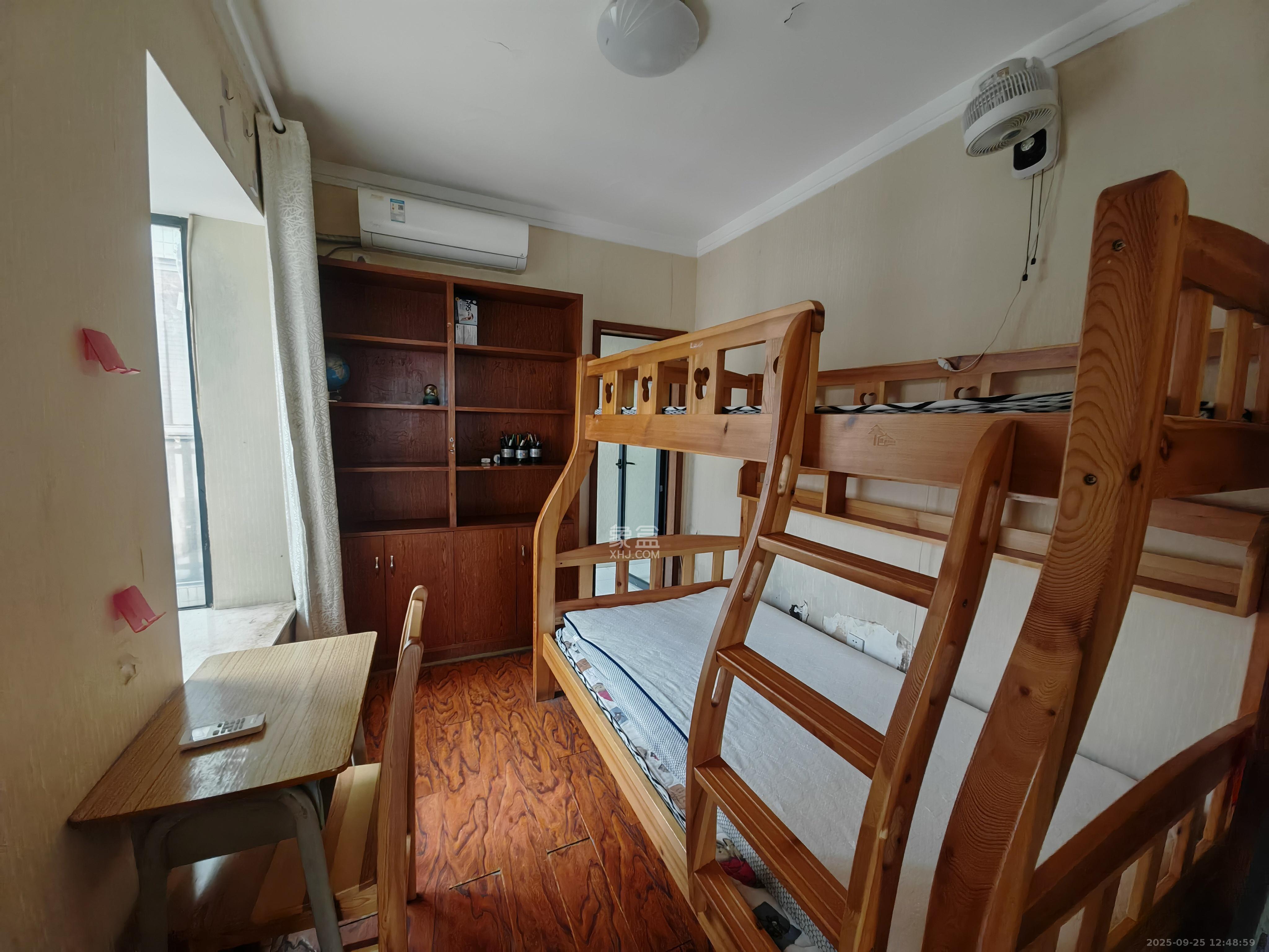 钰龙天下一期 3室2厅1卫 2200.0元/月 钰龙天下一期 3室2厅1卫 2200.0元/月室内图