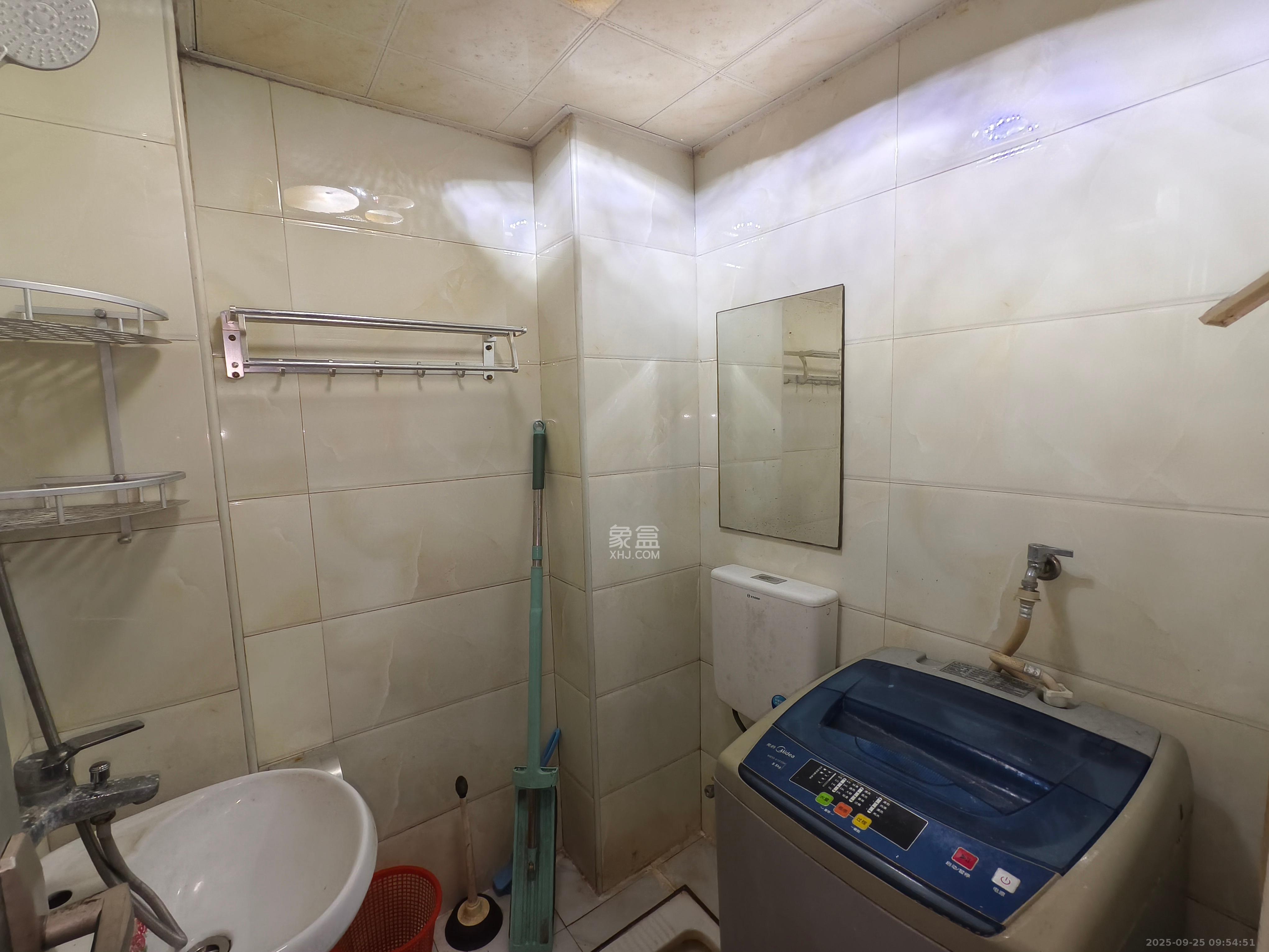 圆梦康乐城 1室1厅1卫 1000.0元/月 圆梦康乐城 1室1厅1卫 1000.0元/月室内图