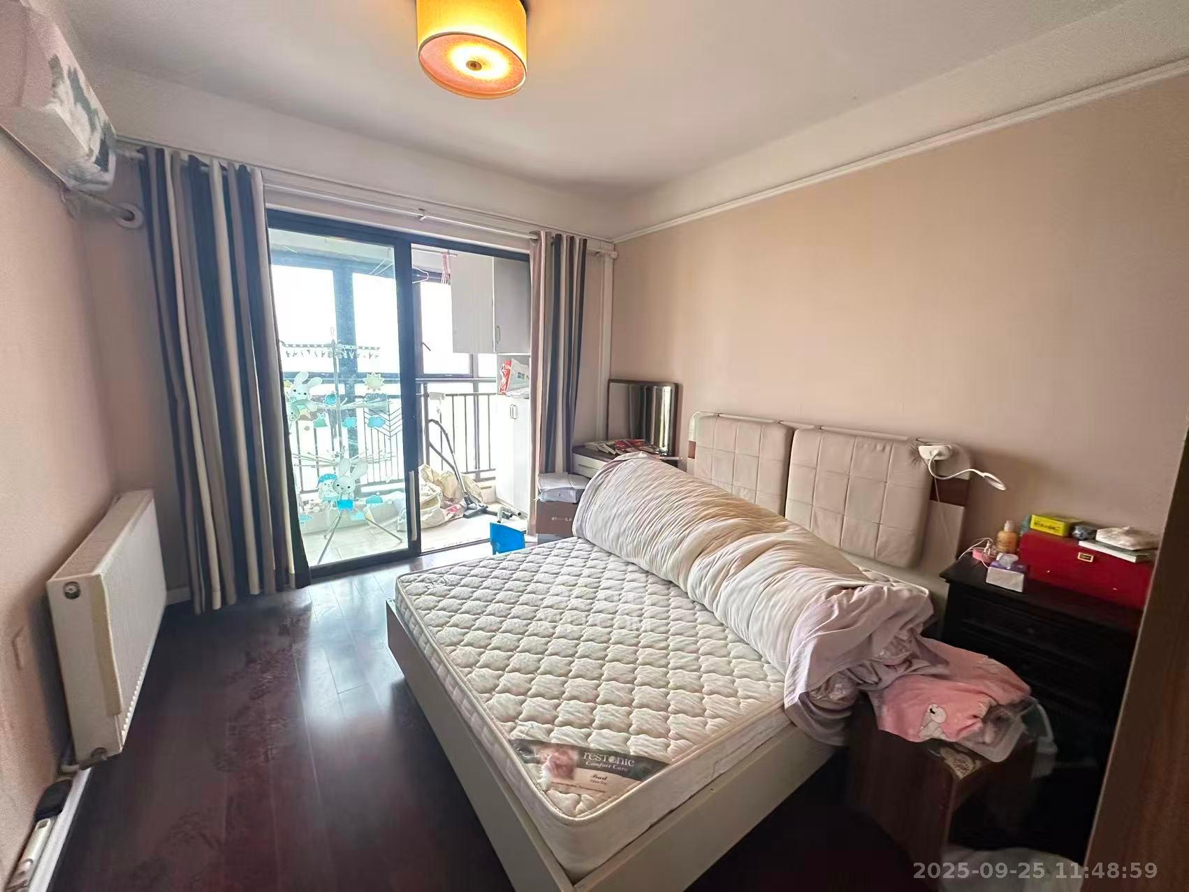 中海国际三期 1室2厅2卫 2600.0元/月 中海国际三期 1室2厅2卫 2600.0元/月室内图