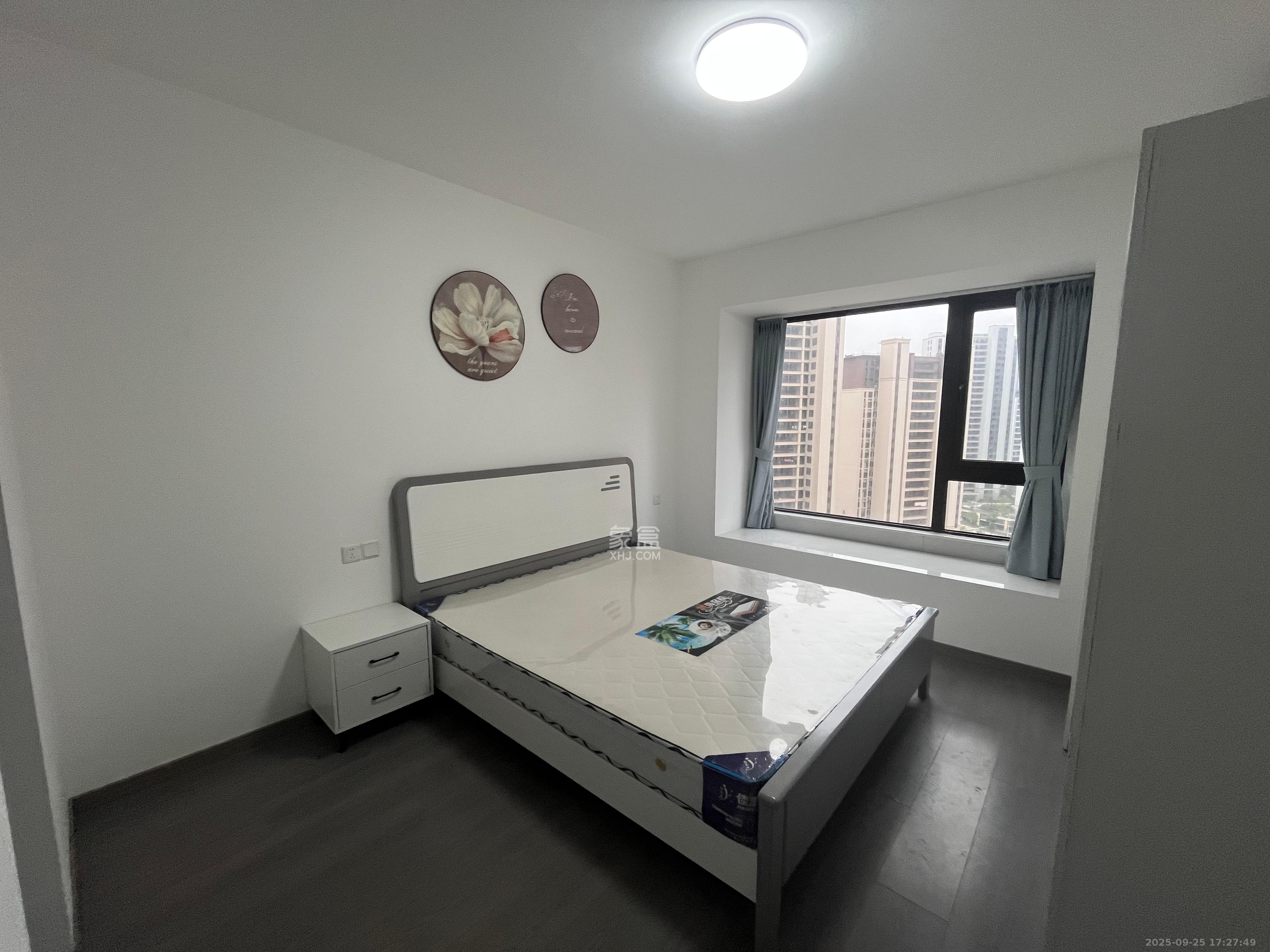 远洋红星天铂一期 4室2厅2卫 2900.0元/月 远洋红星天铂一期 4室2厅2卫 2900.0元/月室内图