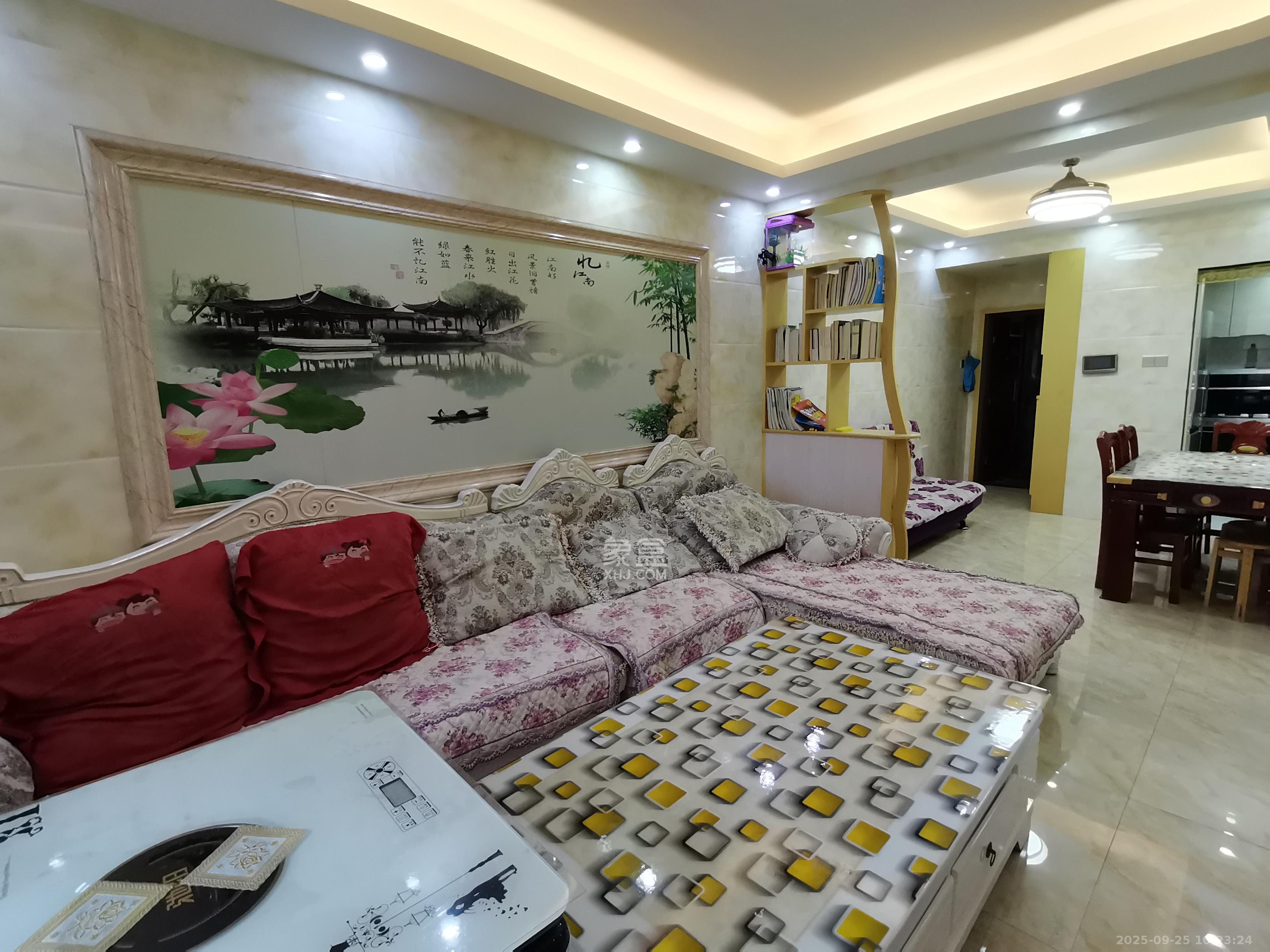 江山帝景哈佛  2室2厅1卫    1880.0元/月 江山帝景哈佛  2室2厅1卫    1880.0元/月室内图