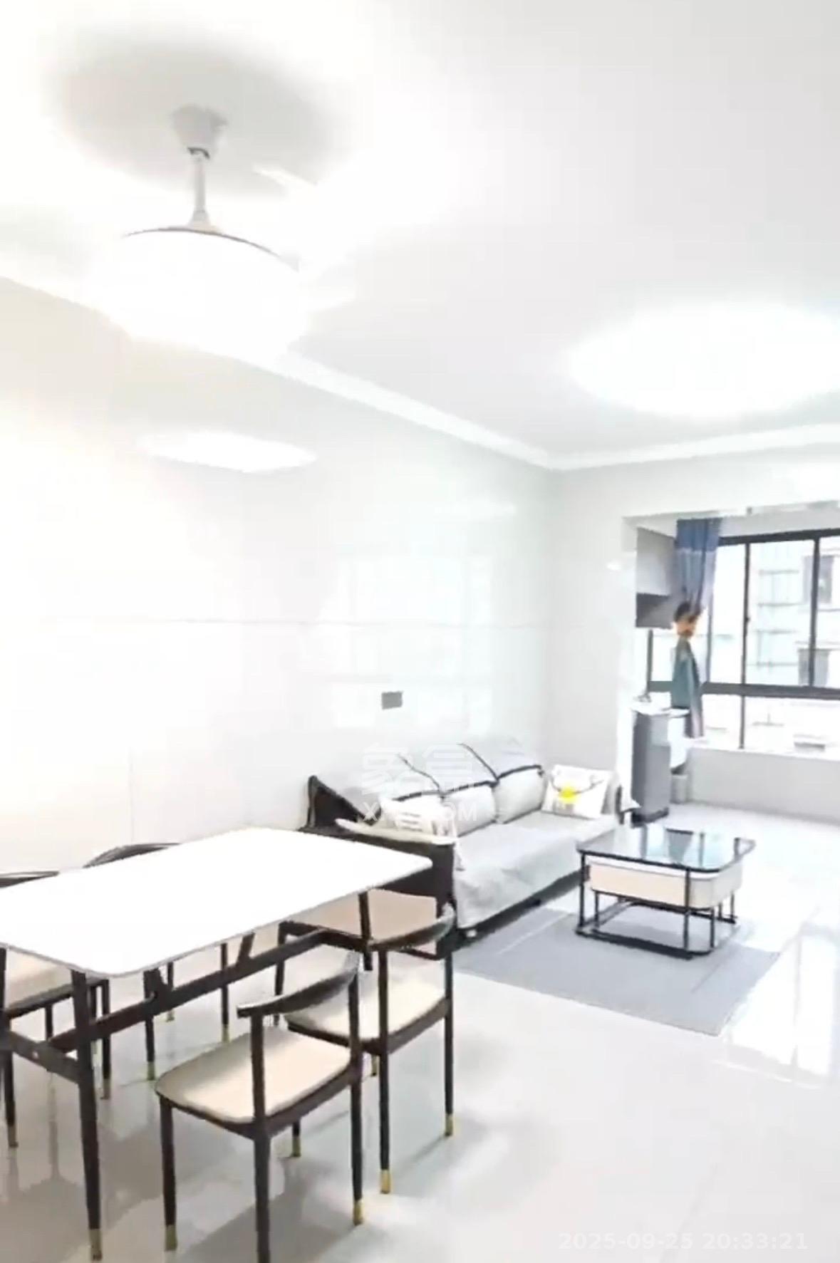 嘉雨兴园 2室1厅1卫 2800.0元/月 嘉雨兴园 2室1厅1卫 2800.0元/月室内图