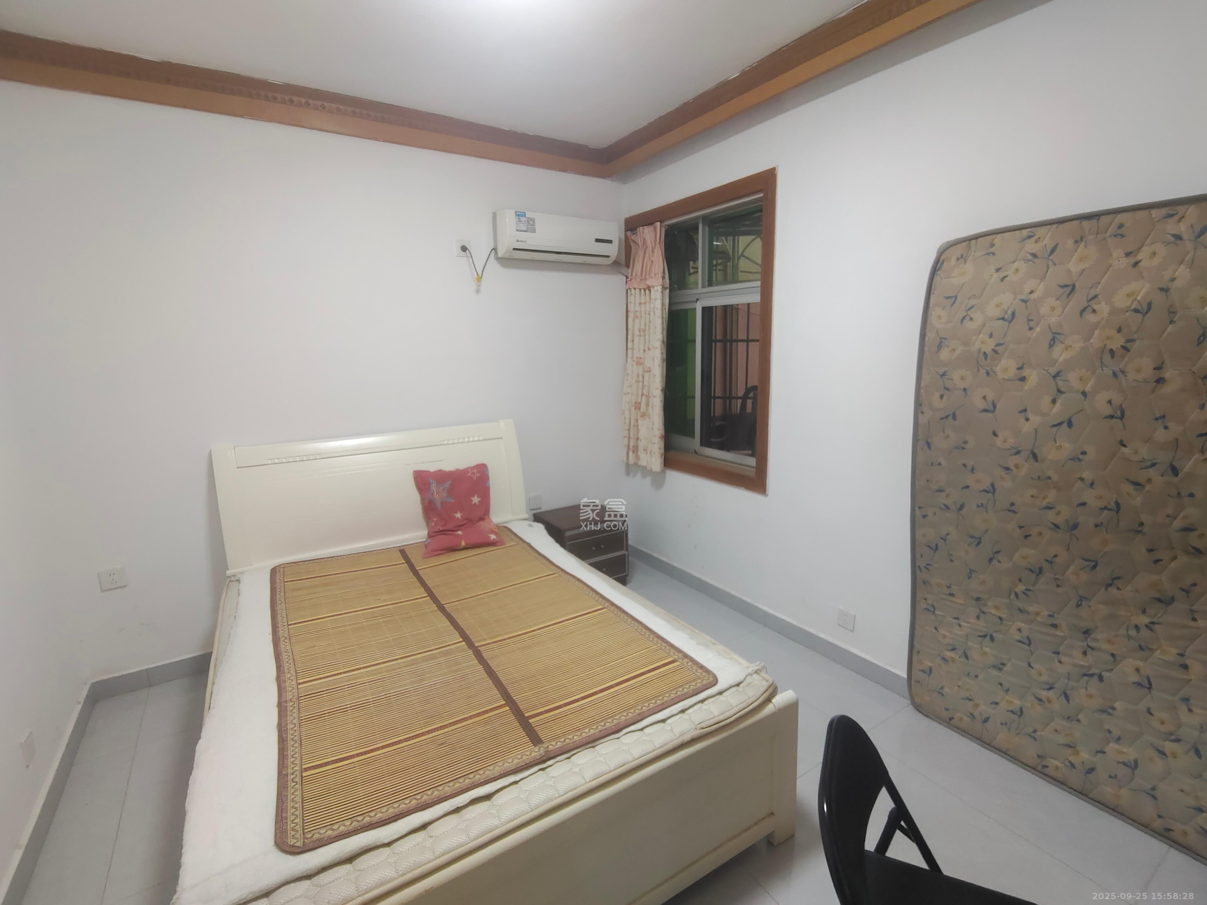 望兴家园  3室2厅2卫    2400.0元/月室内图