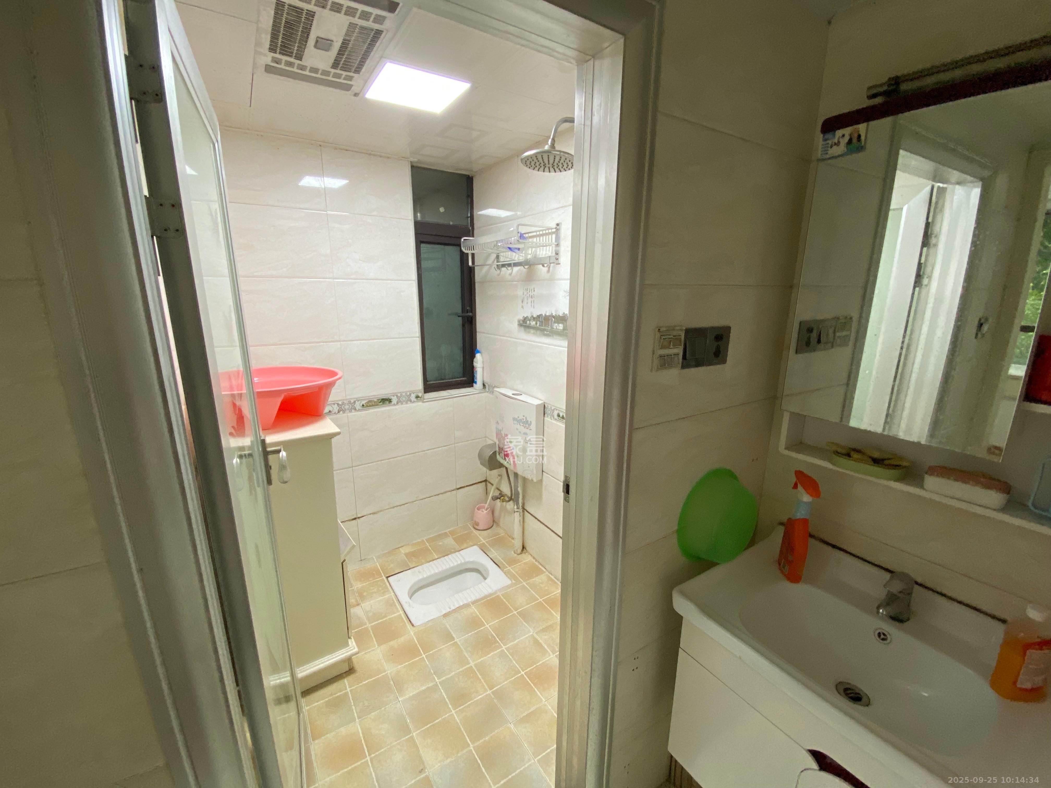 山语城二期 2室1厅1卫 1600.0元/月 山语城二期 2室1厅1卫 1600.0元/月室内图