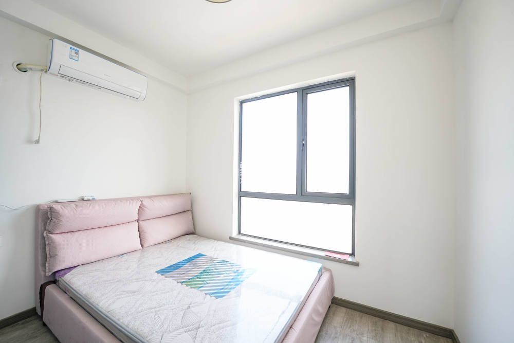 五矿万境蓝山  3室2厅1卫    2400.0元/月 五矿万境蓝山  3室2厅1卫    2400.0元/月户型图