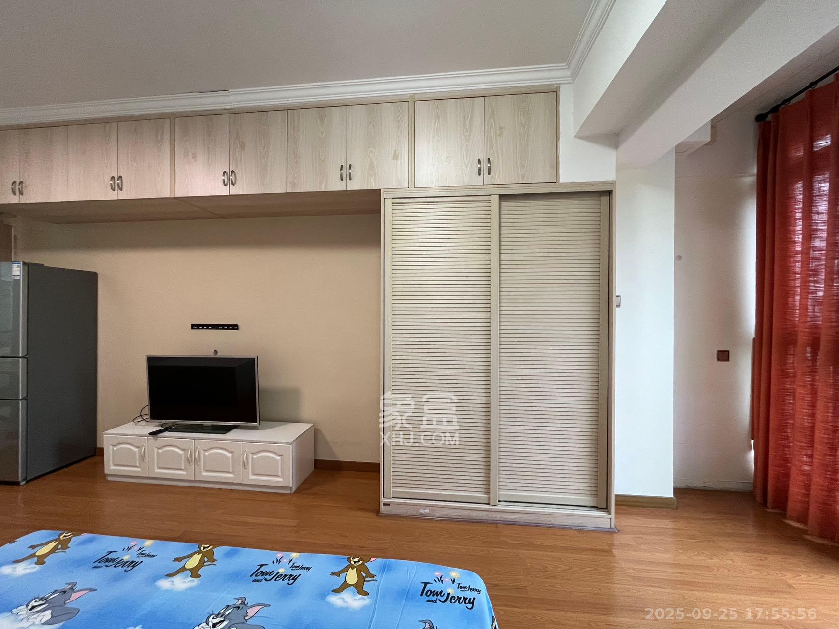 北辰三角洲E4区 1室1厅1卫 1800.0元/月 北辰三角洲E4区 1室1厅1卫 1800.0元/月室内图