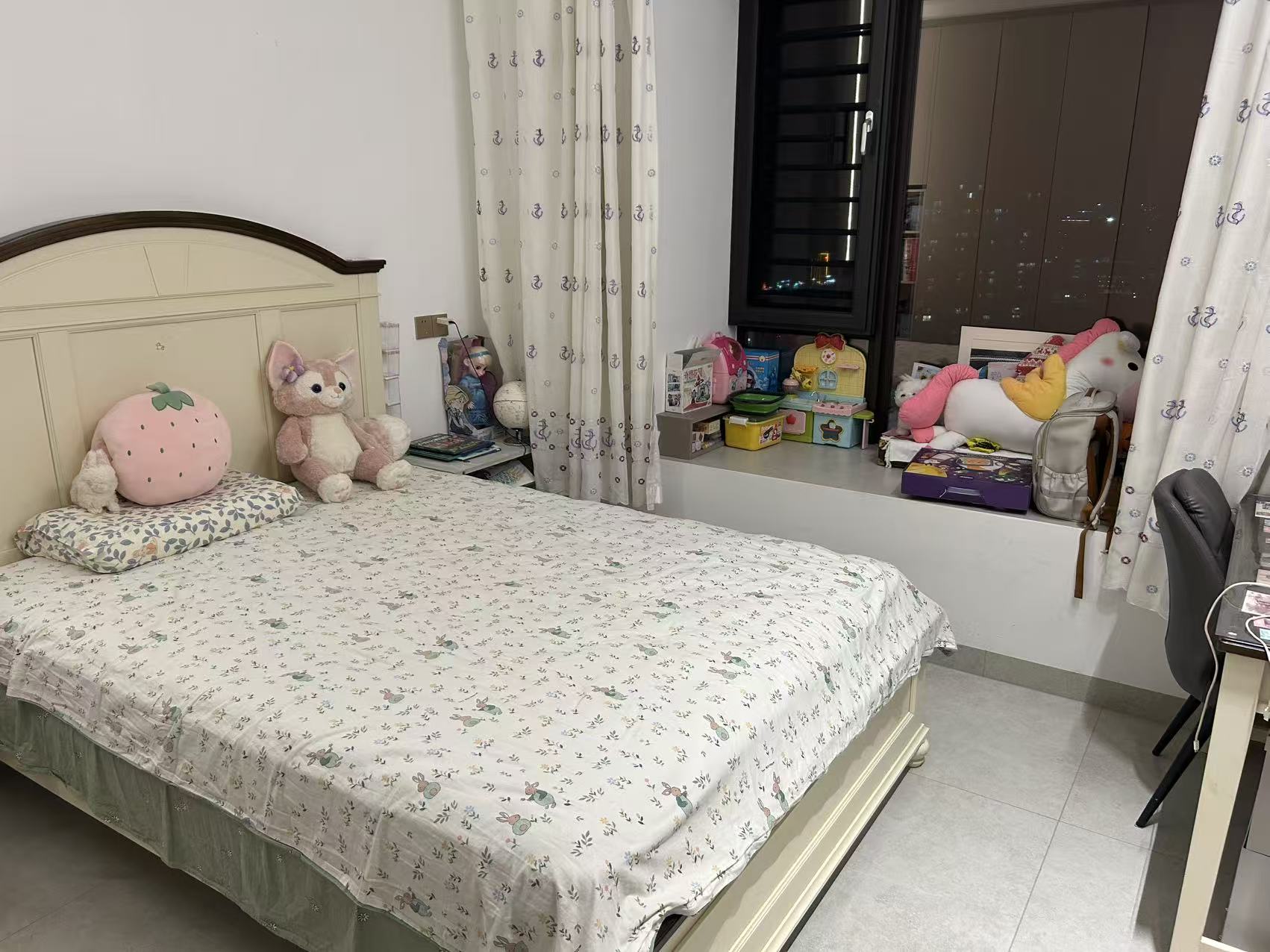 富力首府 3室2厅2卫 9800.0元/月 富力首府 3室2厅2卫 9800.0元/月室内图